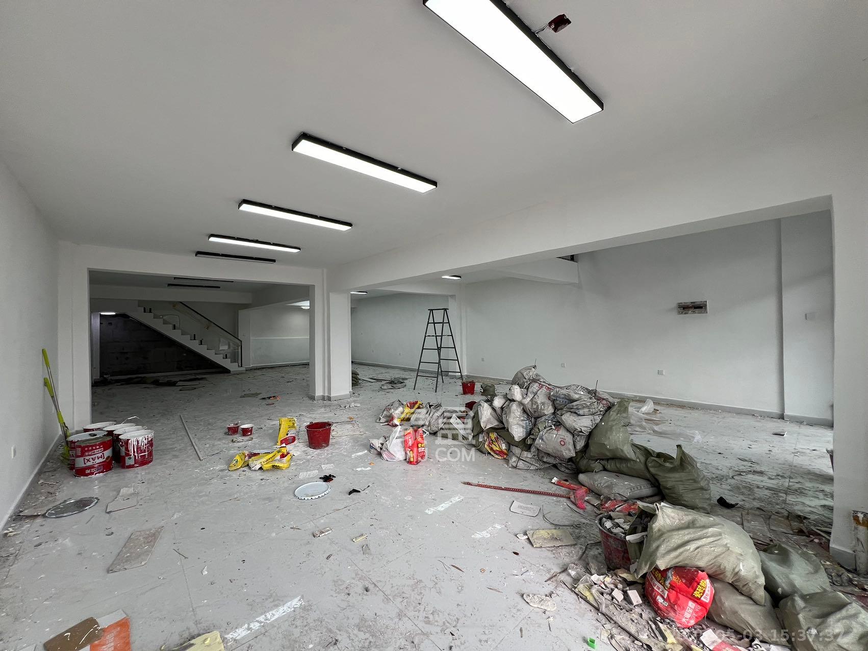 阳光城尚东湾蓝莓苑   66.0㎡      5000.0元/月室内图