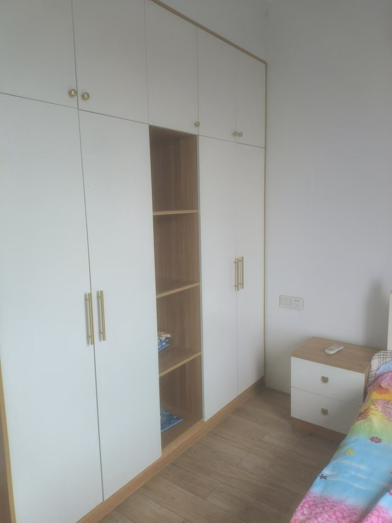 新都汇 1室1厅1卫 1000.0元/月 新都汇 1室1厅1卫 1000.0元/月室内图