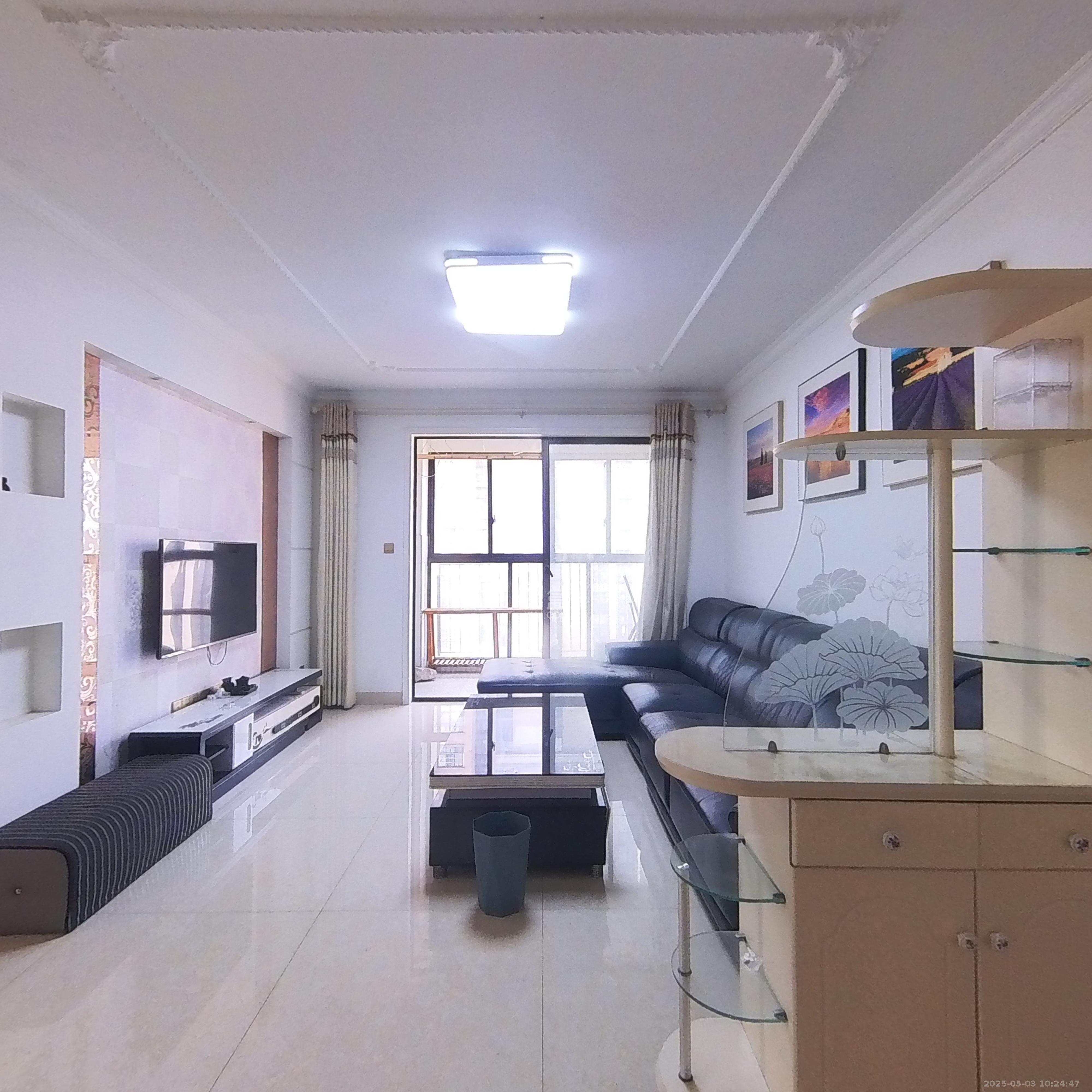 华润凤凰城三期  2室2厅1卫   1900.00元/月
