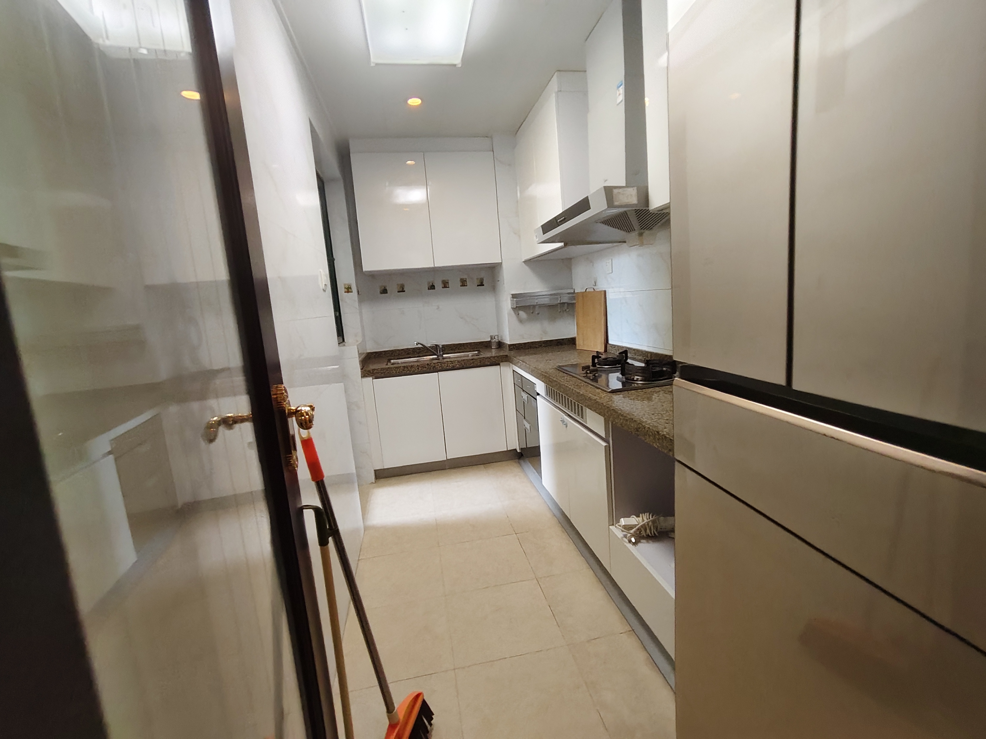 恒大绿洲 2室2厅1卫 1600.0元/月 恒大绿洲 2室2厅1卫 1600.0元/月室内图