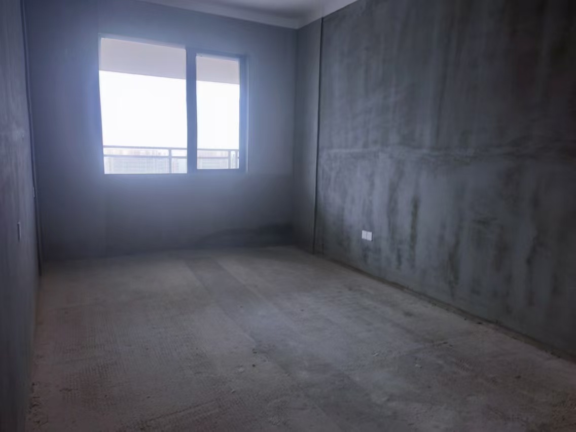 建发央著（悦发央著）  5室2厅2卫   222.00万