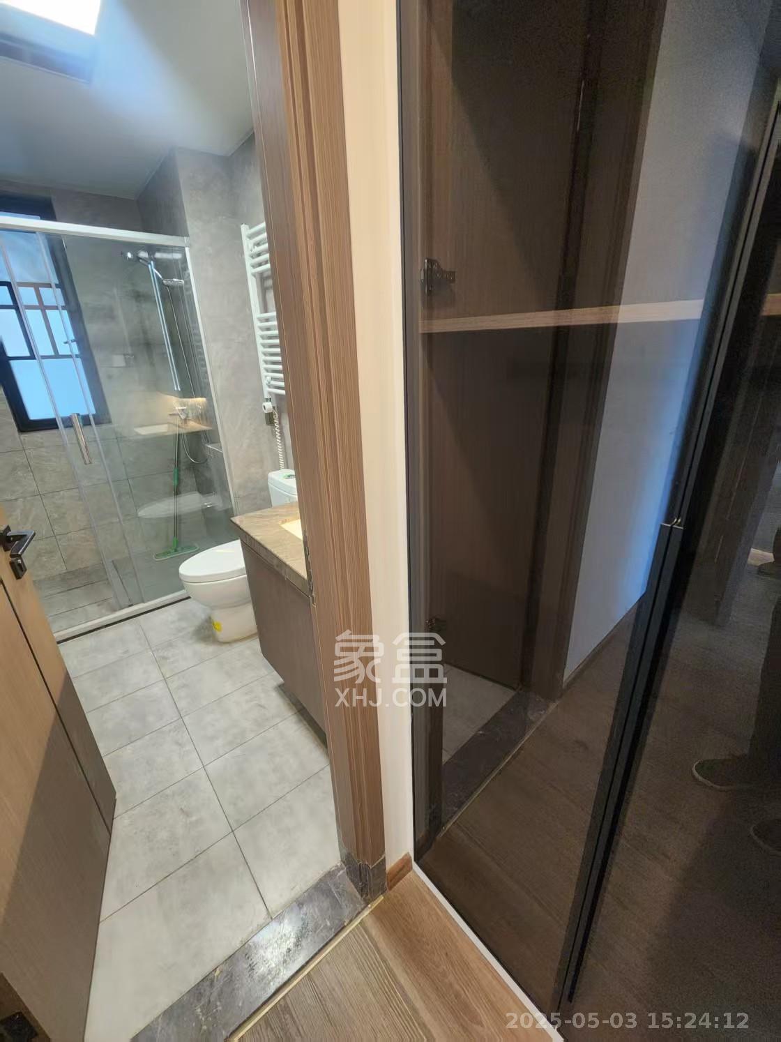 金茂建发泊悦  3室2厅2卫   4500.00元/月室内图