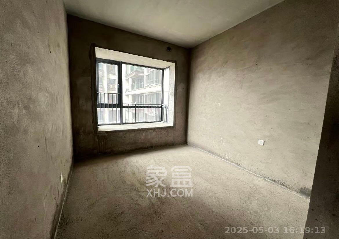 宝能公馆(美联天骄城五期)  4室2厅2卫    2000.0元/月 宝能公馆(美联天骄城五期)  4室2厅2卫    2000.0元/月