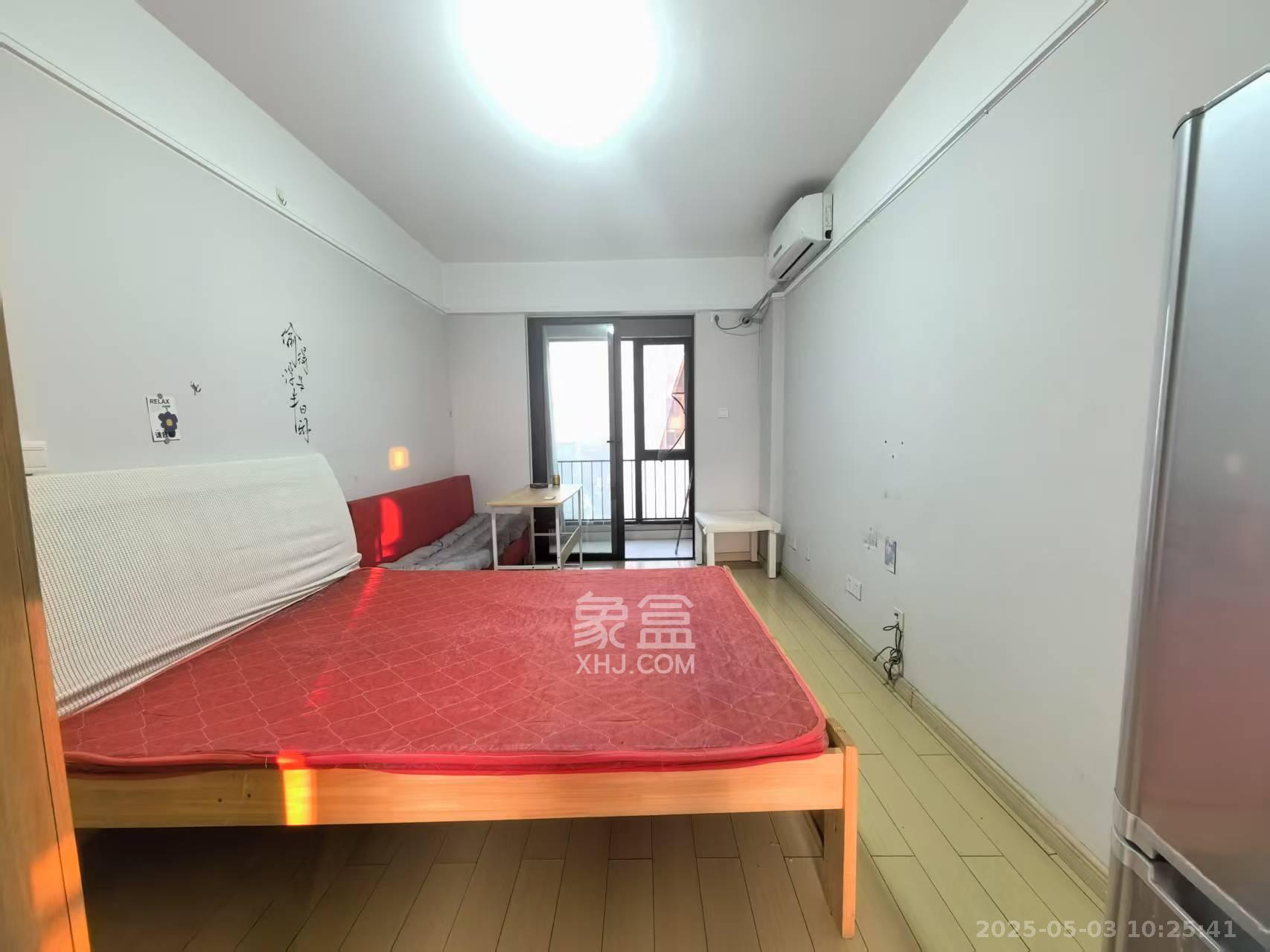 万科城  1室1厅1卫   1450.00元/月室内图