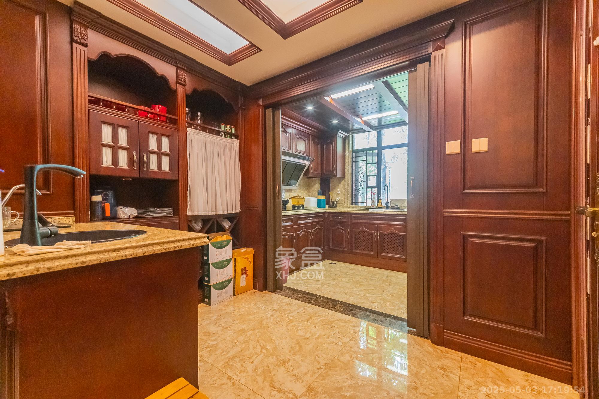 星湖湾一期洋房 4室2厅3卫 380.0万 星湖湾一期洋房 4室2厅3卫 380.0万其他