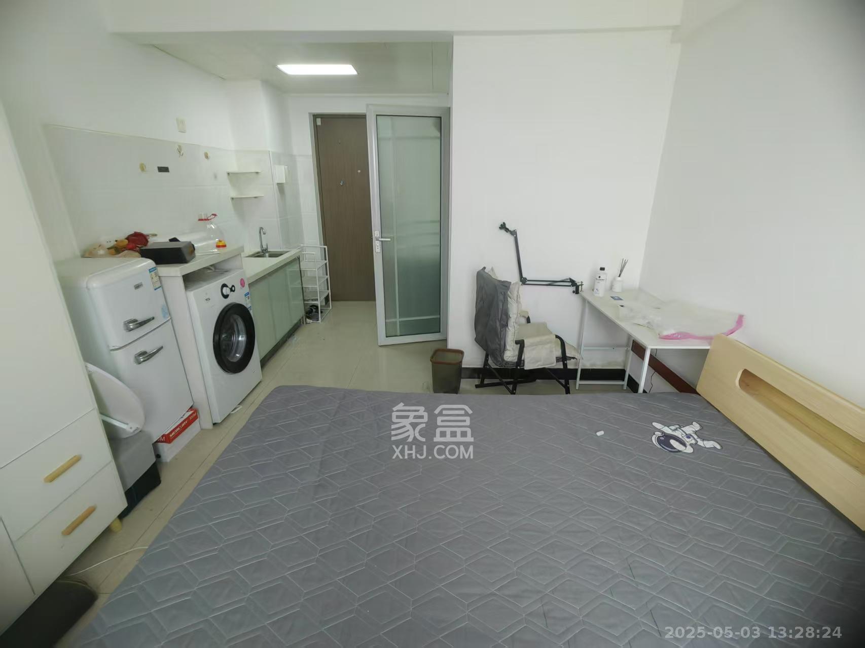 好莱城（弘德西街）  1室1厅1卫   1100.00元/月室内图
