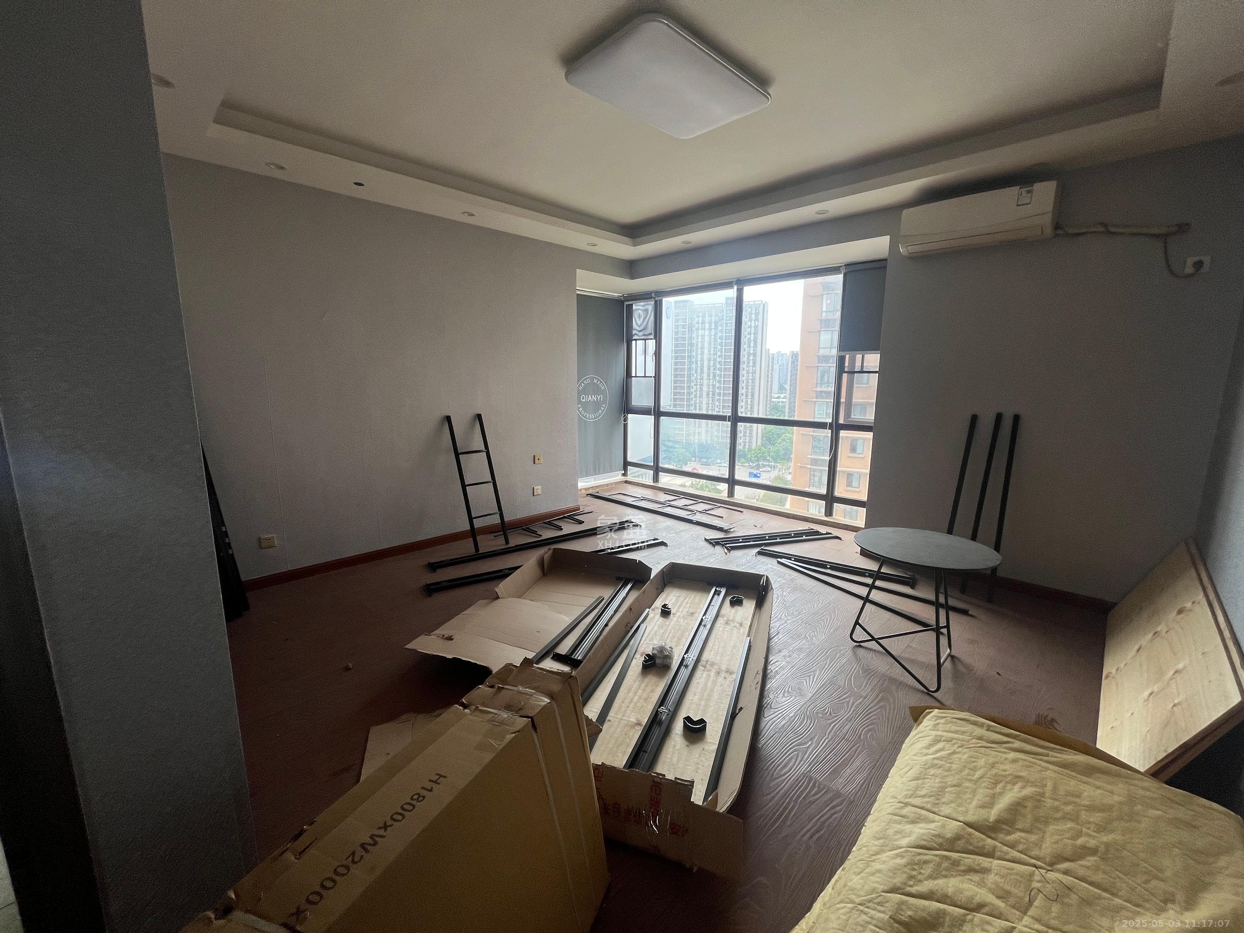 融科檀香山(融科紫檀、香山国际)  5室2厅4卫    6000.0元/月 融科檀香山(融科紫檀、香山国际)  5室2厅4卫    6000.0元/月室内图