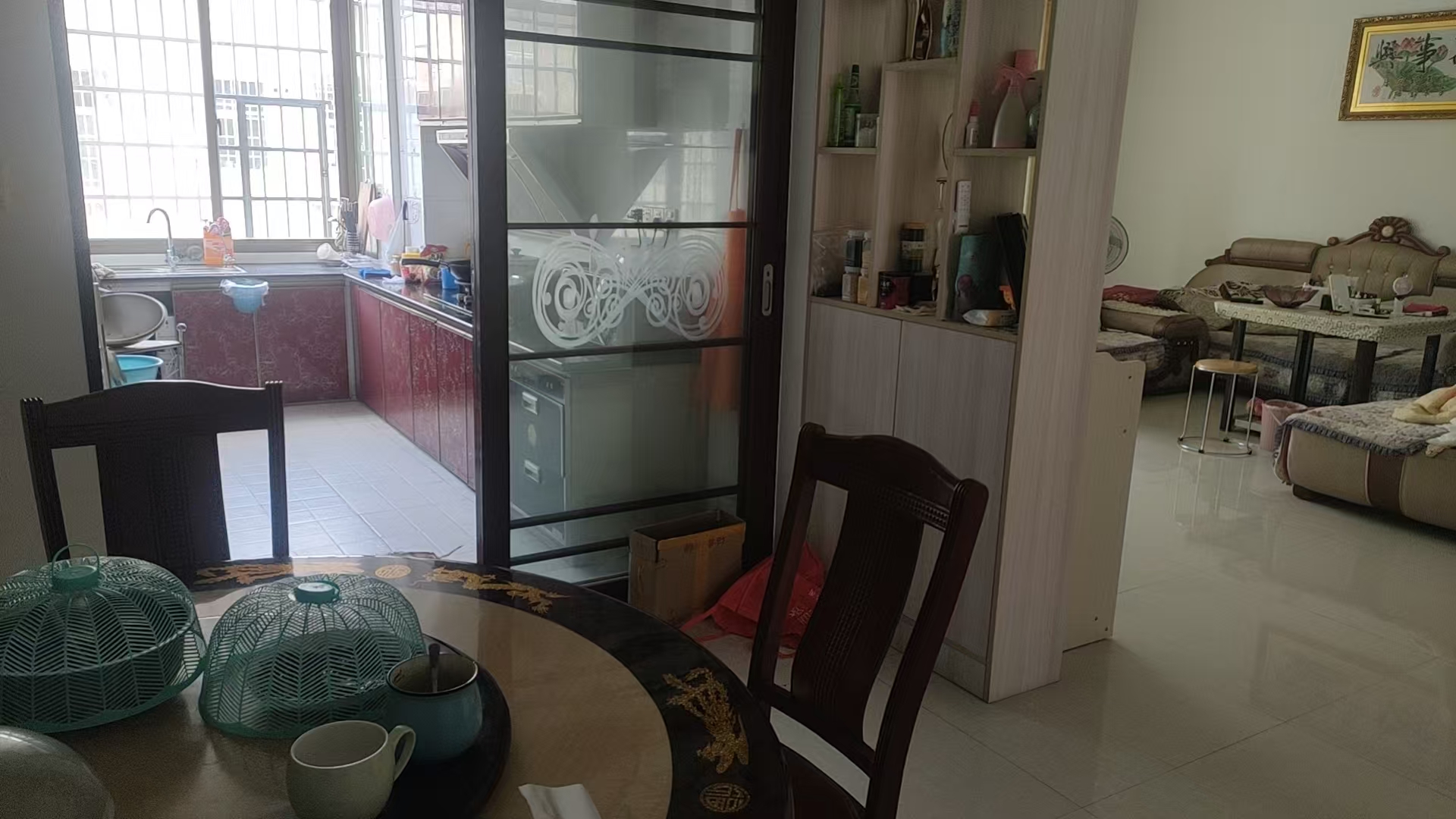 金园东苑 3室2厅1卫 52.8万 金园东苑 3室2厅1卫 52.8万客厅