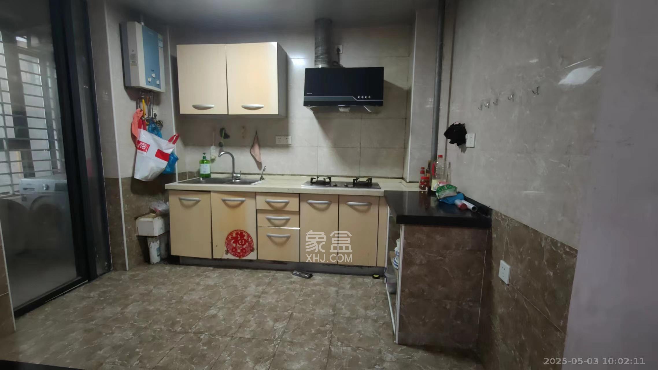 长房时代城  2室2厅1卫   2800.00元/月室内图