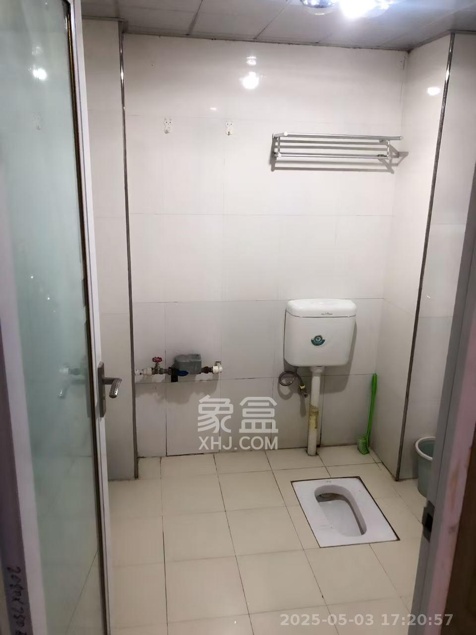 上河国际C区  1室1厅1卫   1400.00元/月室内图