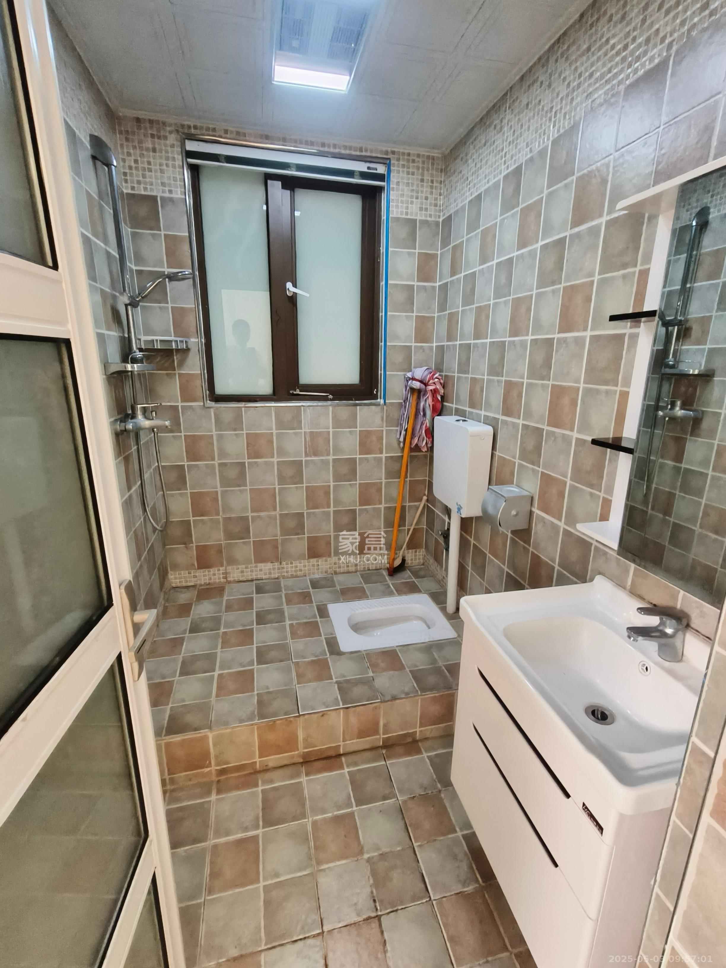 第六都(陆都小区)  2室2厅1卫    3200.0元/月 第六都(陆都小区)  2室2厅1卫    3200.0元/月室内图