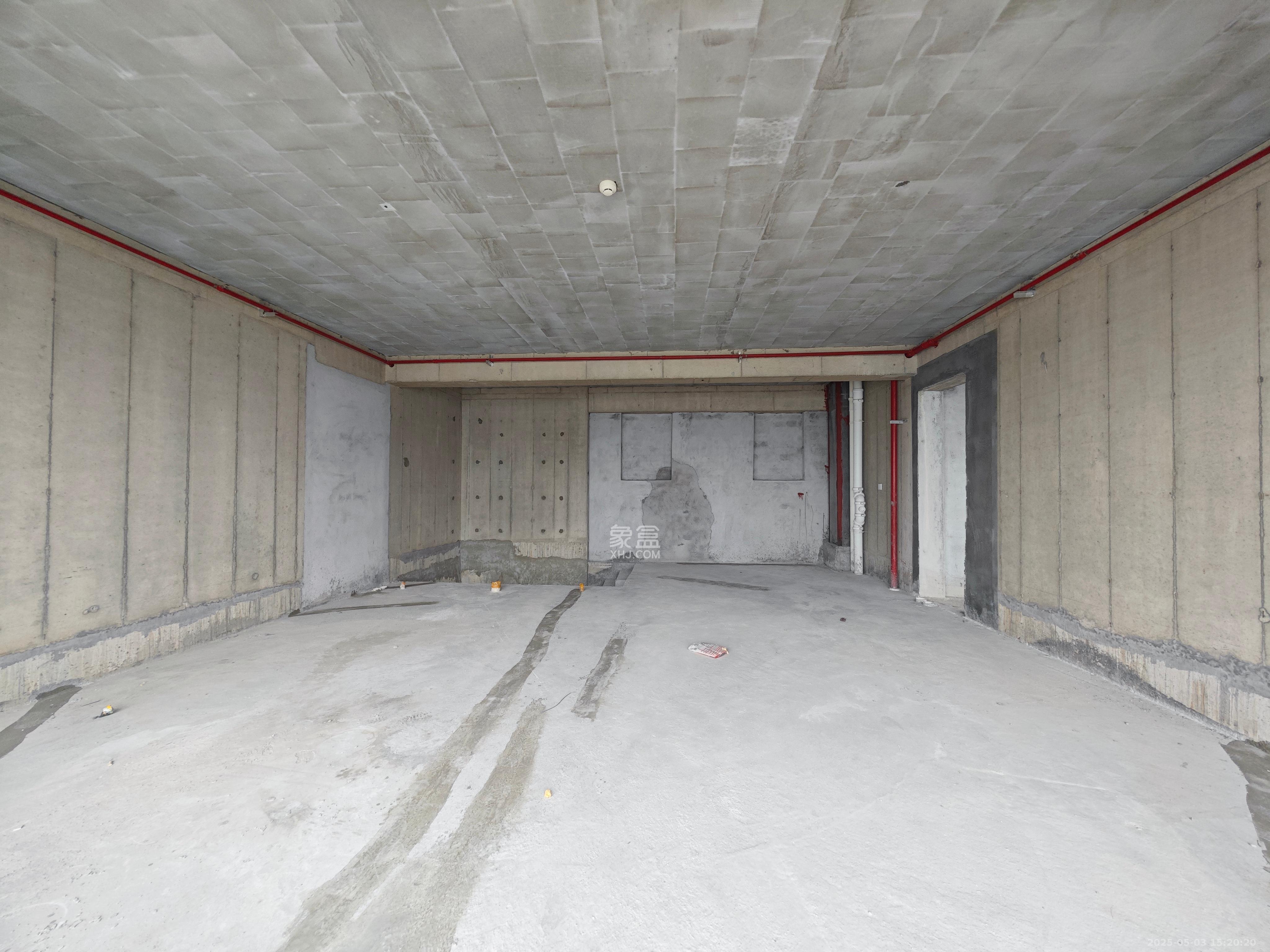 天元观湘云顶 5室2厅2卫 170.0万 天元观湘云顶 5室2厅2卫 170.0万客厅