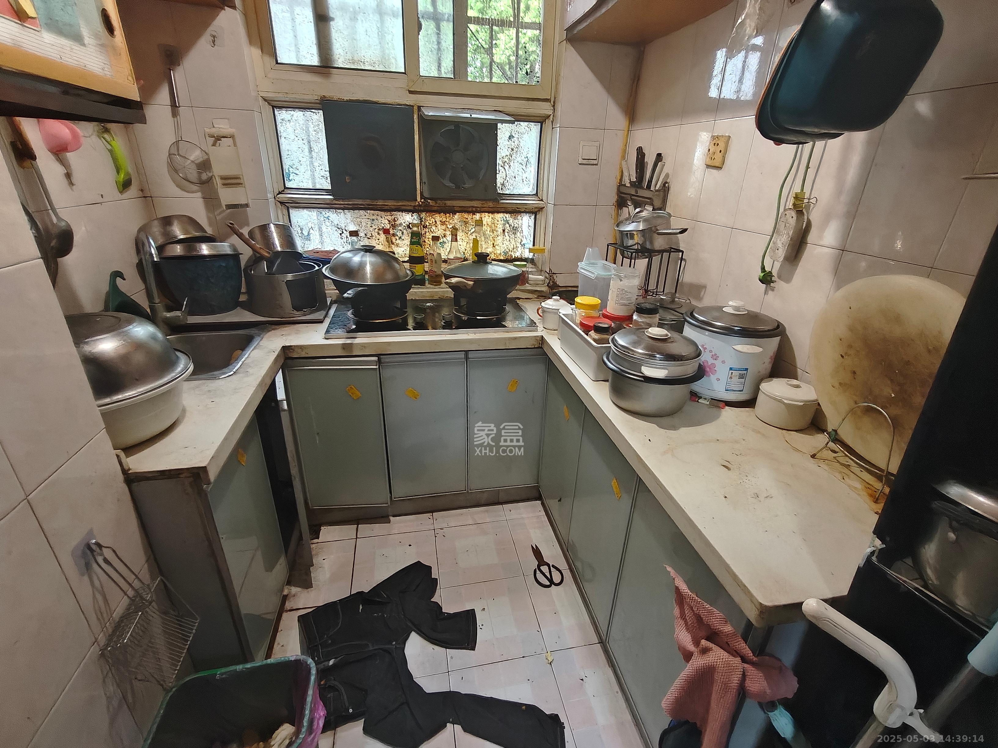 德政园  4室2厅1卫    1400.0元/月 德政园  4室2厅1卫    1400.0元/月