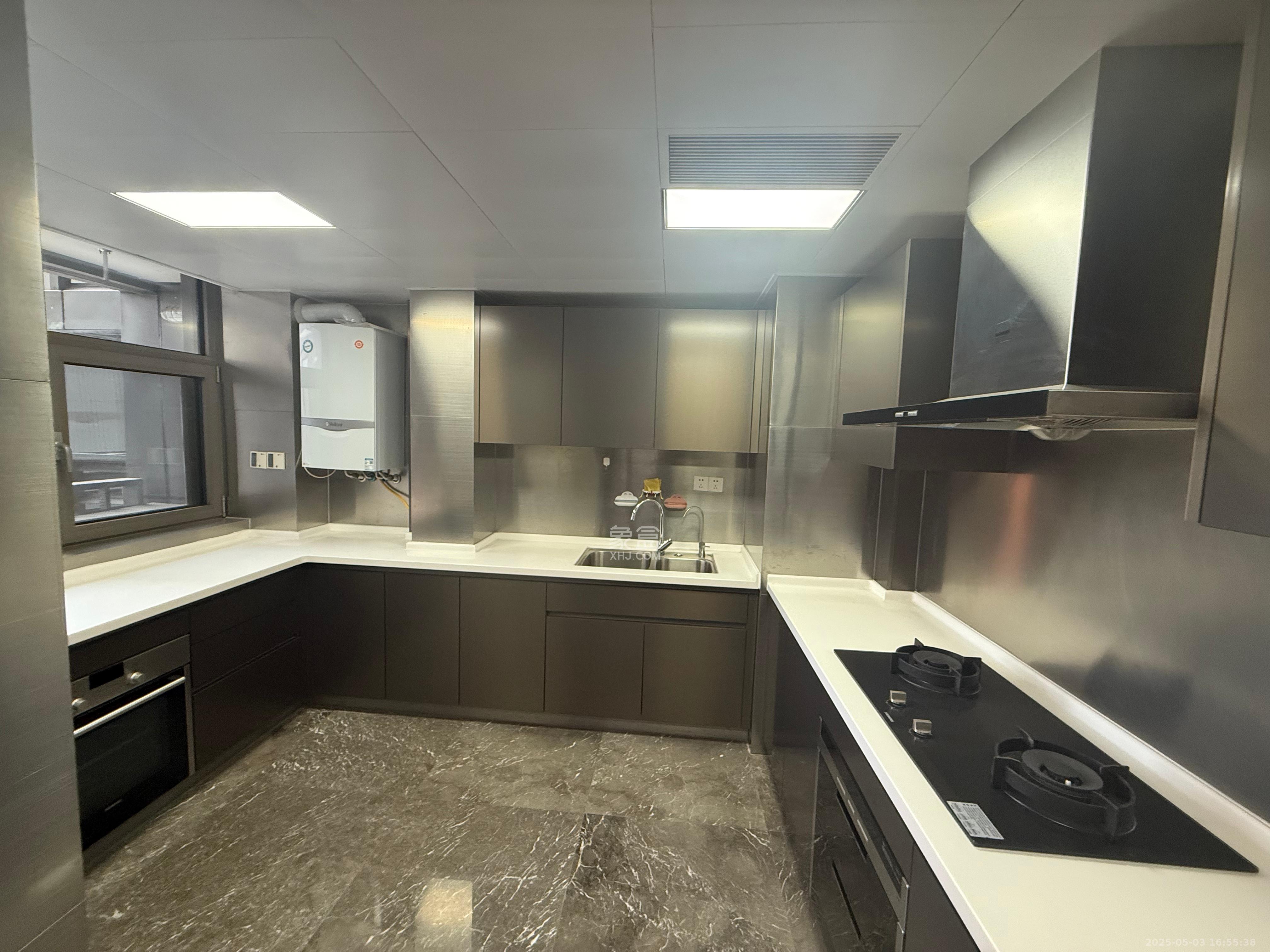 中隆国际嘉熙中心 4室2厅3卫 18000.0元/月 中隆国际嘉熙中心 4室2厅3卫 18000.0元/月室内图