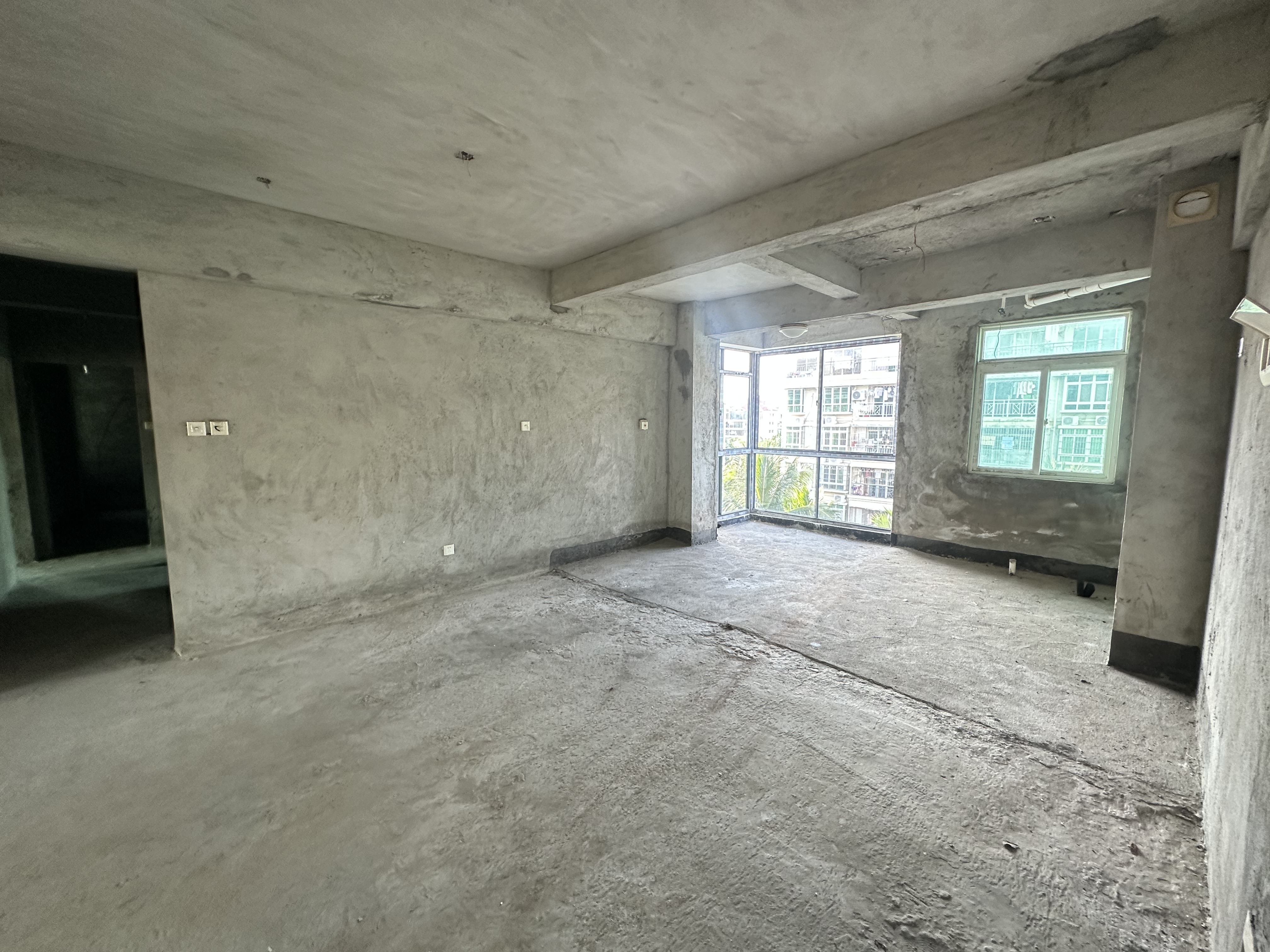 南方明珠  3室2厅2卫    232.0万 南方明珠  3室2厅2卫    232.0万室内图