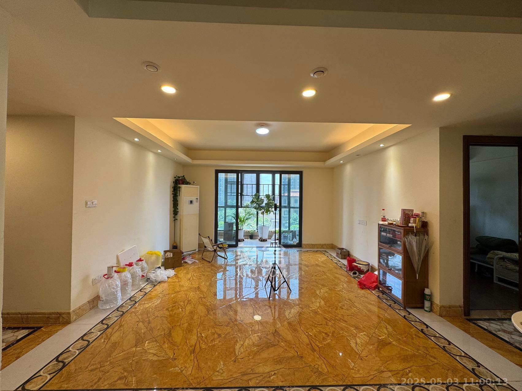 碧桂园南城首府(东宸林海)  4室2厅2卫    2000.0元/月 碧桂园南城首府(东宸林海)  4室2厅2卫    2000.0元/月