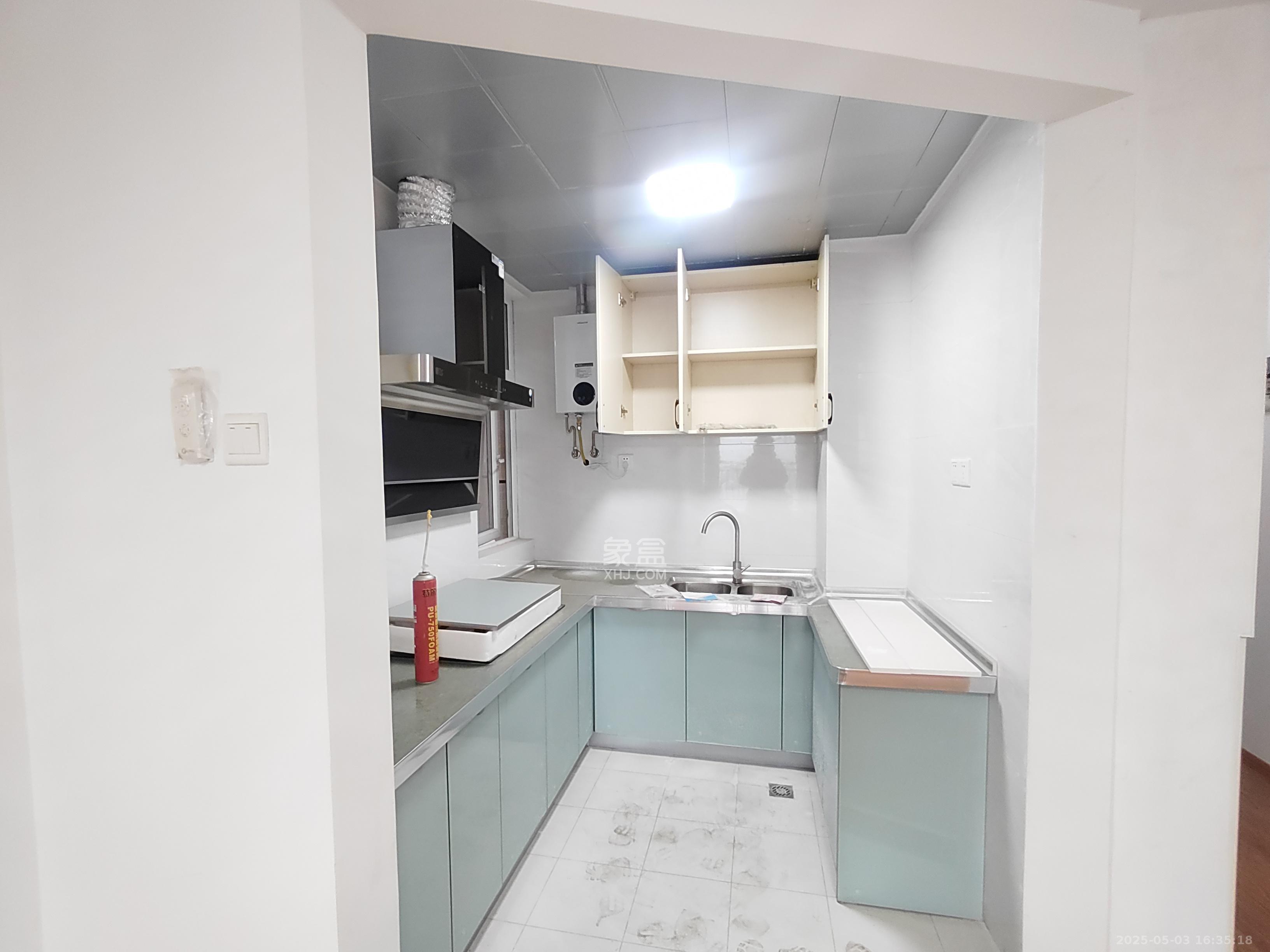 和悦城(蟠龙景苑) 3室2厅1卫 1600.0元/月 和悦城(蟠龙景苑) 3室2厅1卫 1600.0元/月室内图