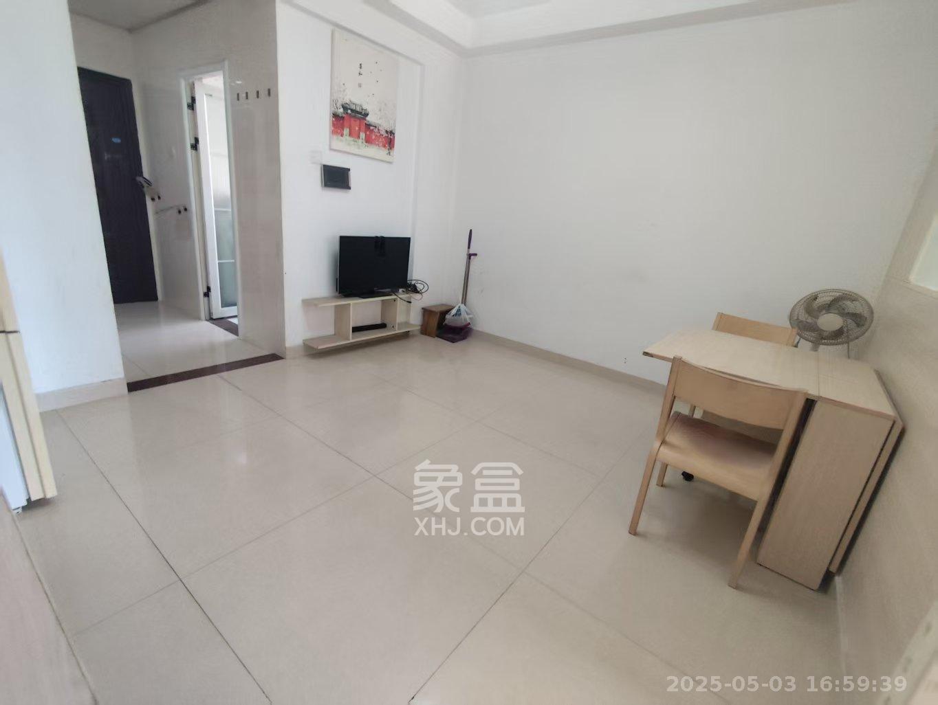 剑桥名门  1室1厅1卫   1600.00元/月室内图