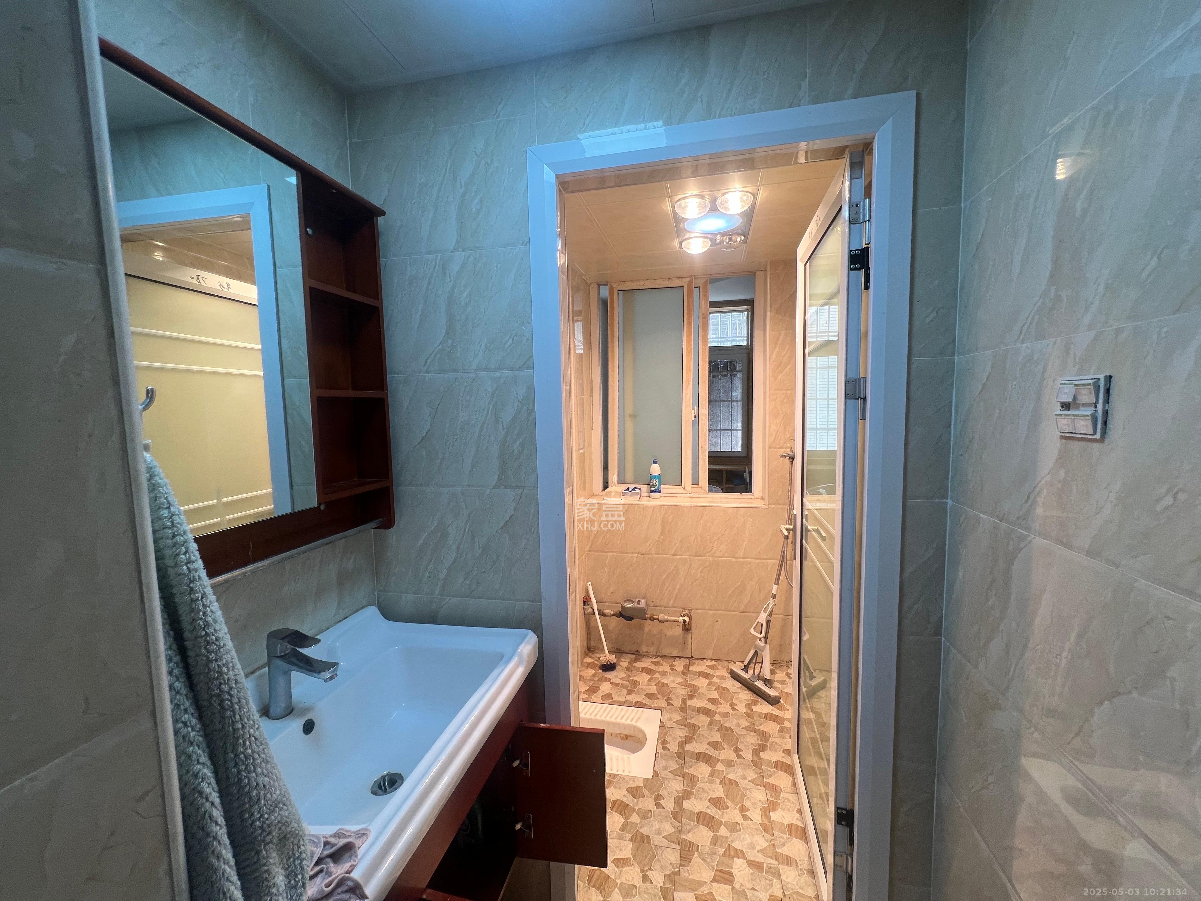 楚天中苑  3室2厅1卫    1900.0元/月 楚天中苑  3室2厅1卫    1900.0元/月室内图