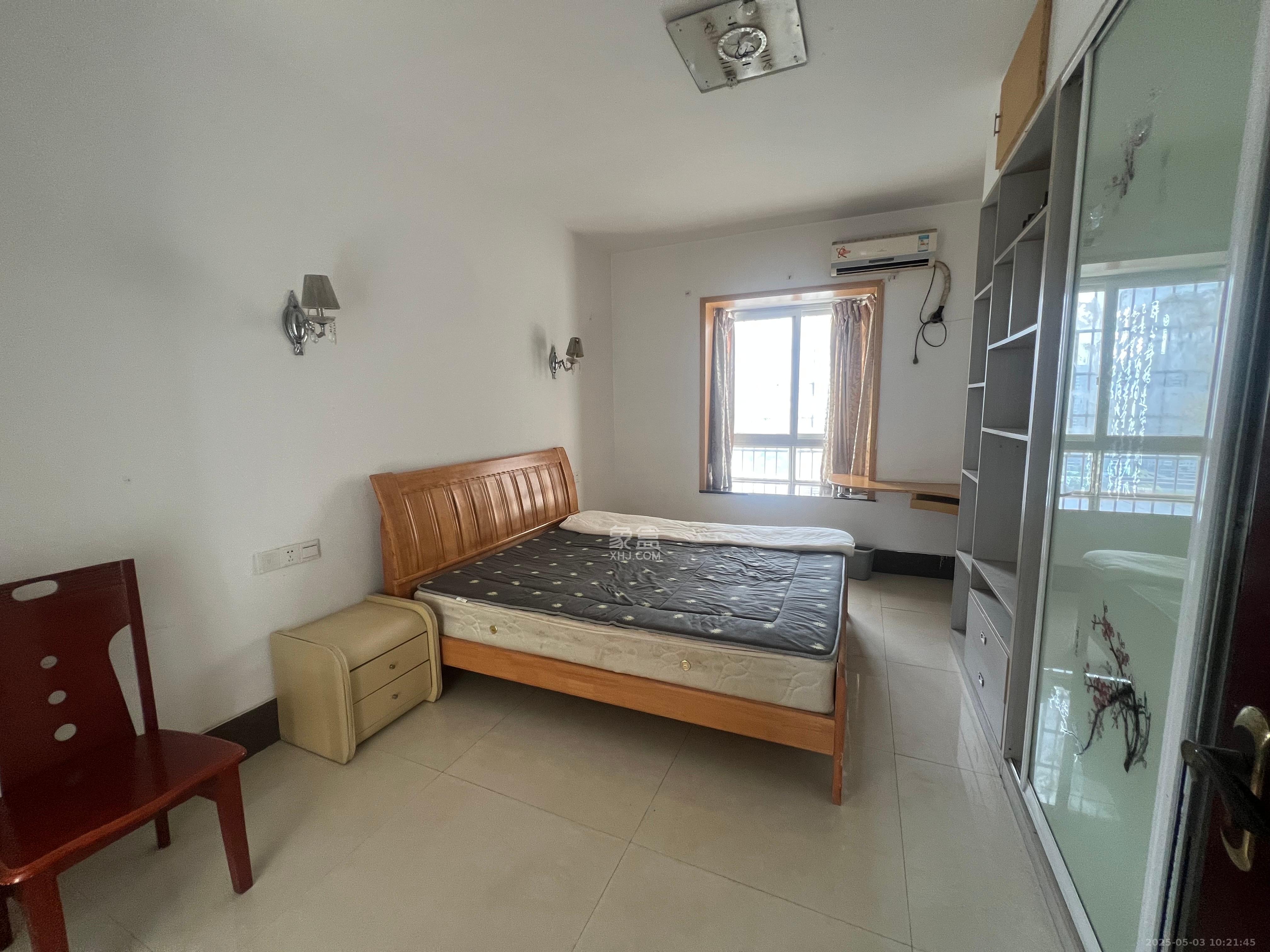 楚天中苑  3室2厅1卫    1900.0元/月 楚天中苑  3室2厅1卫    1900.0元/月室内图