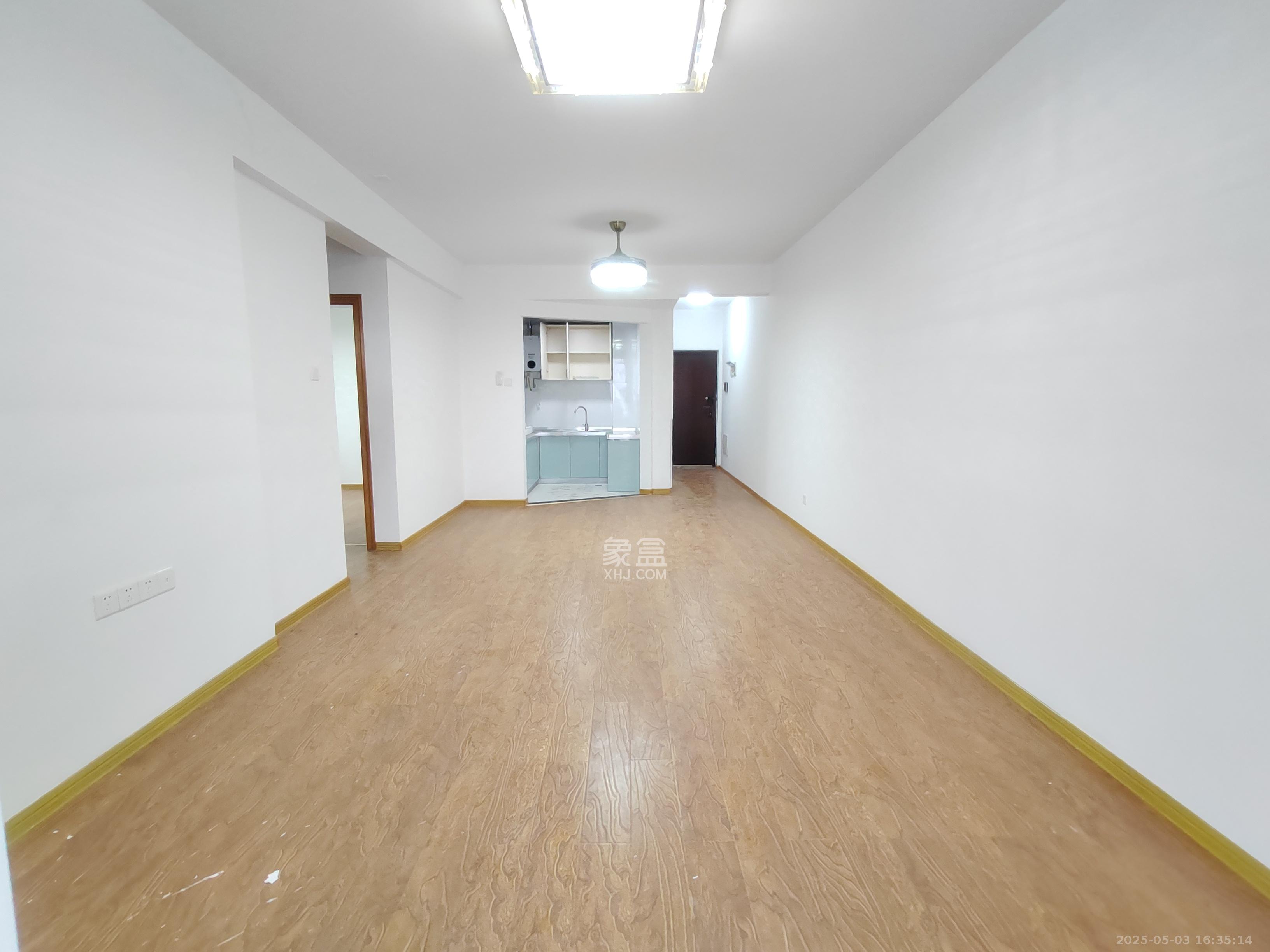 和悦城(蟠龙景苑) 3室2厅1卫 1600.0元/月 和悦城(蟠龙景苑) 3室2厅1卫 1600.0元/月室内图