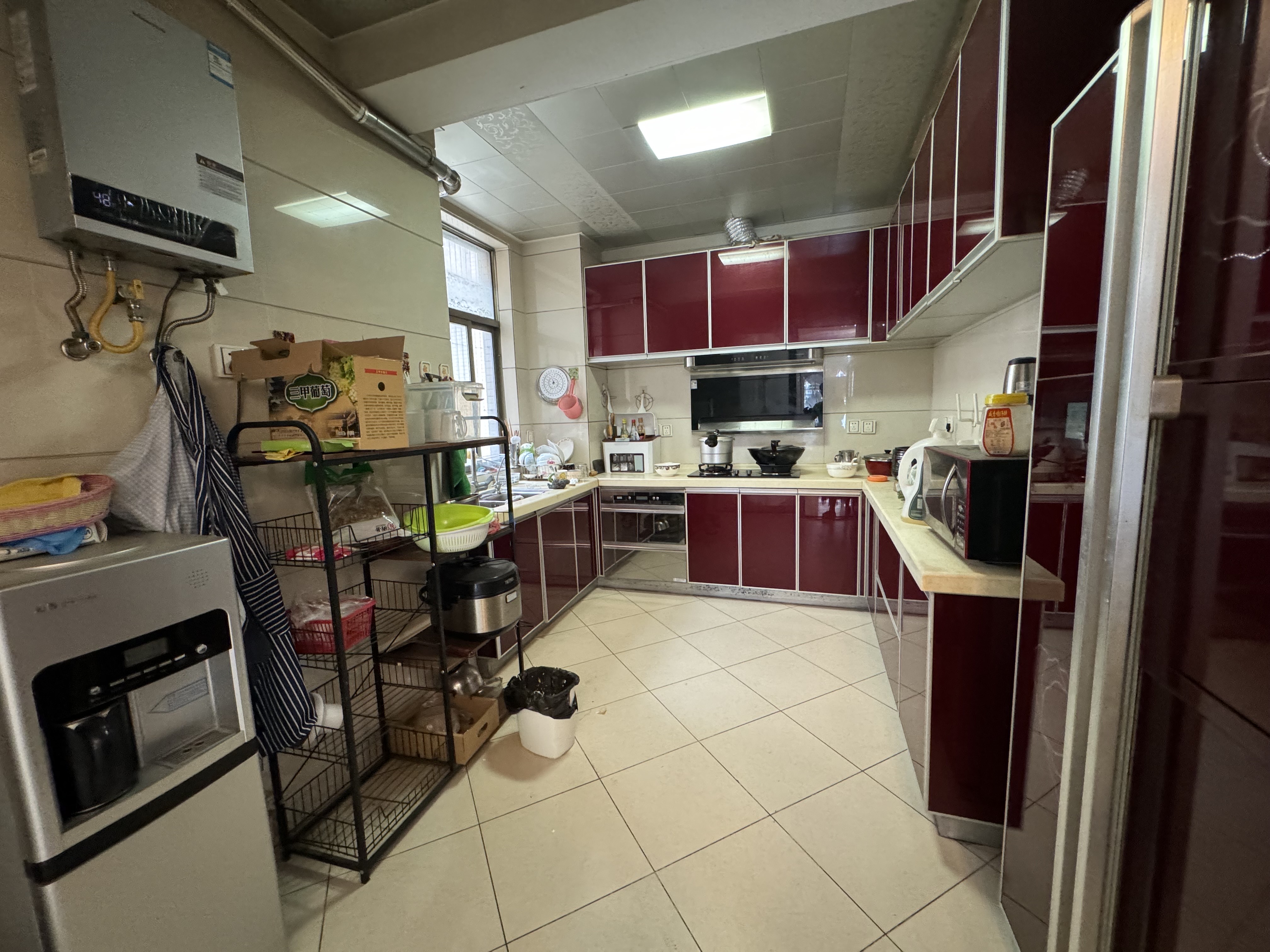 金园小区 3室2厅2卫 85.8万 金园小区 3室2厅2卫 85.8万客厅