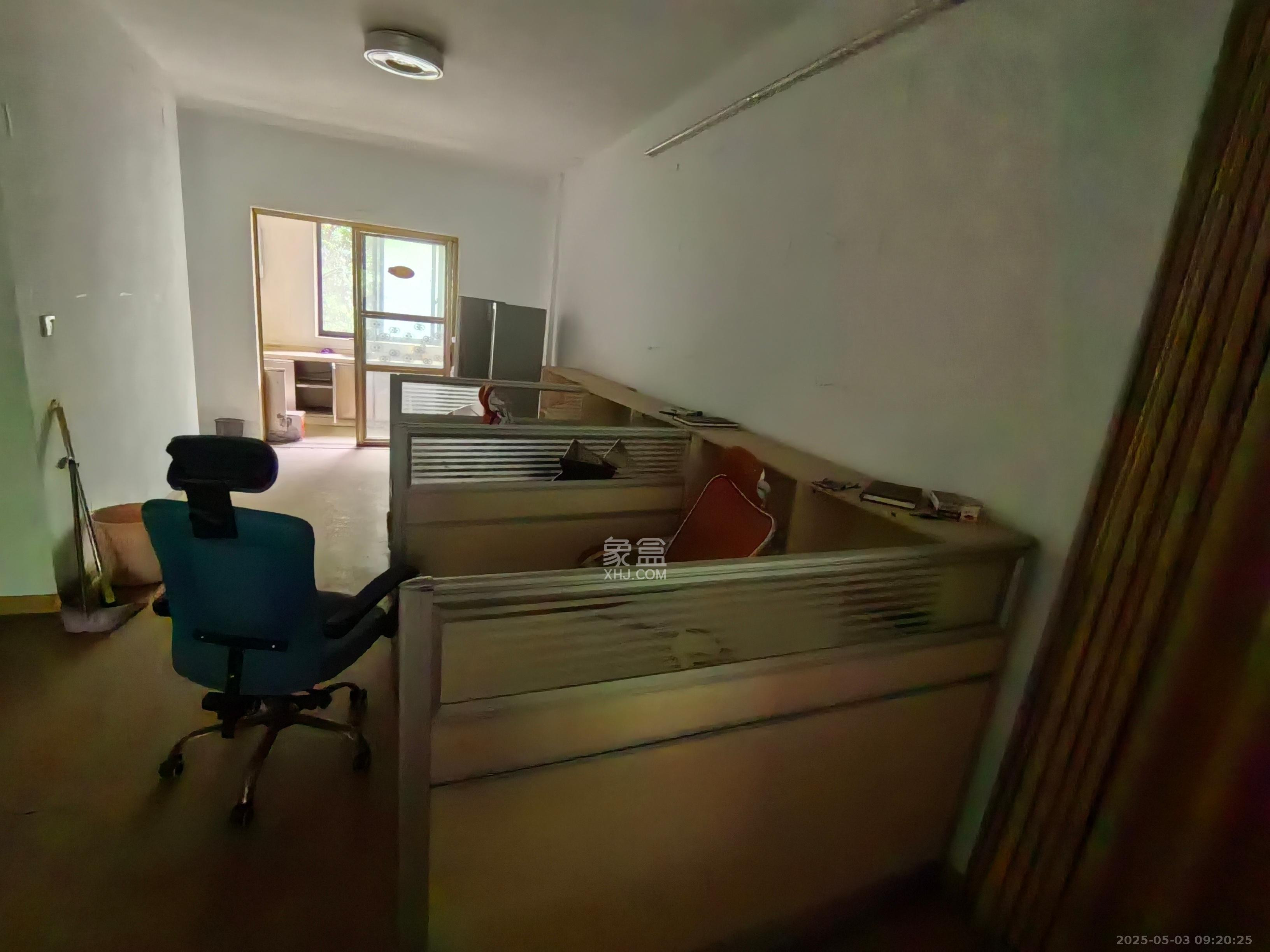 宜华湘江名城 3室2厅1卫 1500.0元/月 宜华湘江名城 3室2厅1卫 1500.0元/月室内图