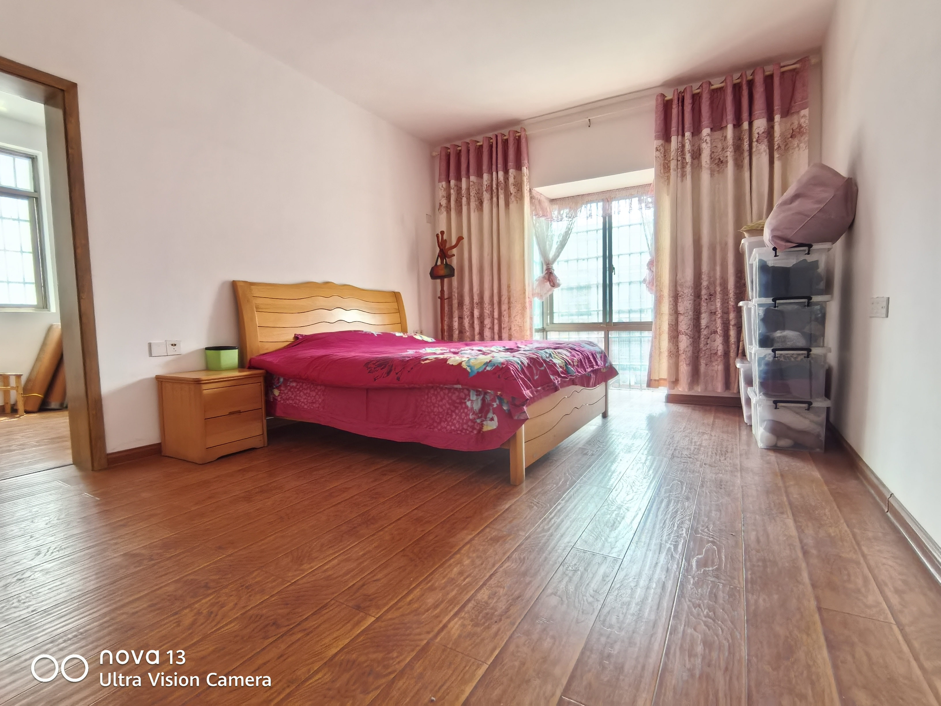 山水名苑 5室2厅2卫 65.8万 山水名苑 5室2厅2卫 65.8万客厅