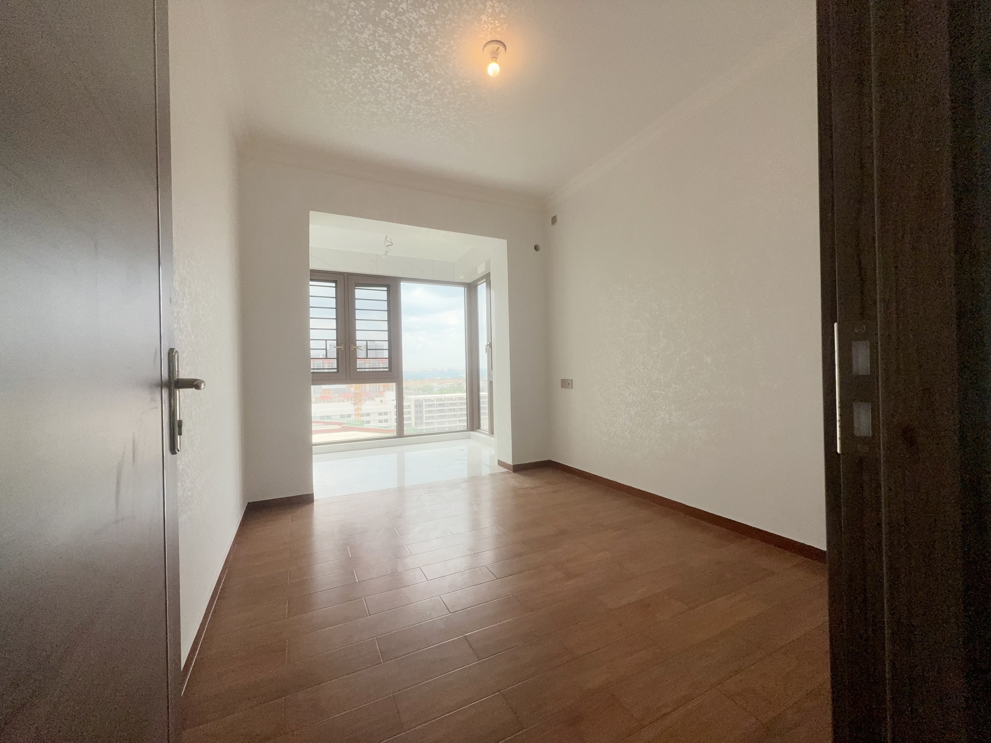 碧桂园公园上城 3室2厅2卫 3200.0元/月 碧桂园公园上城 3室2厅2卫 3200.0元/月室内图