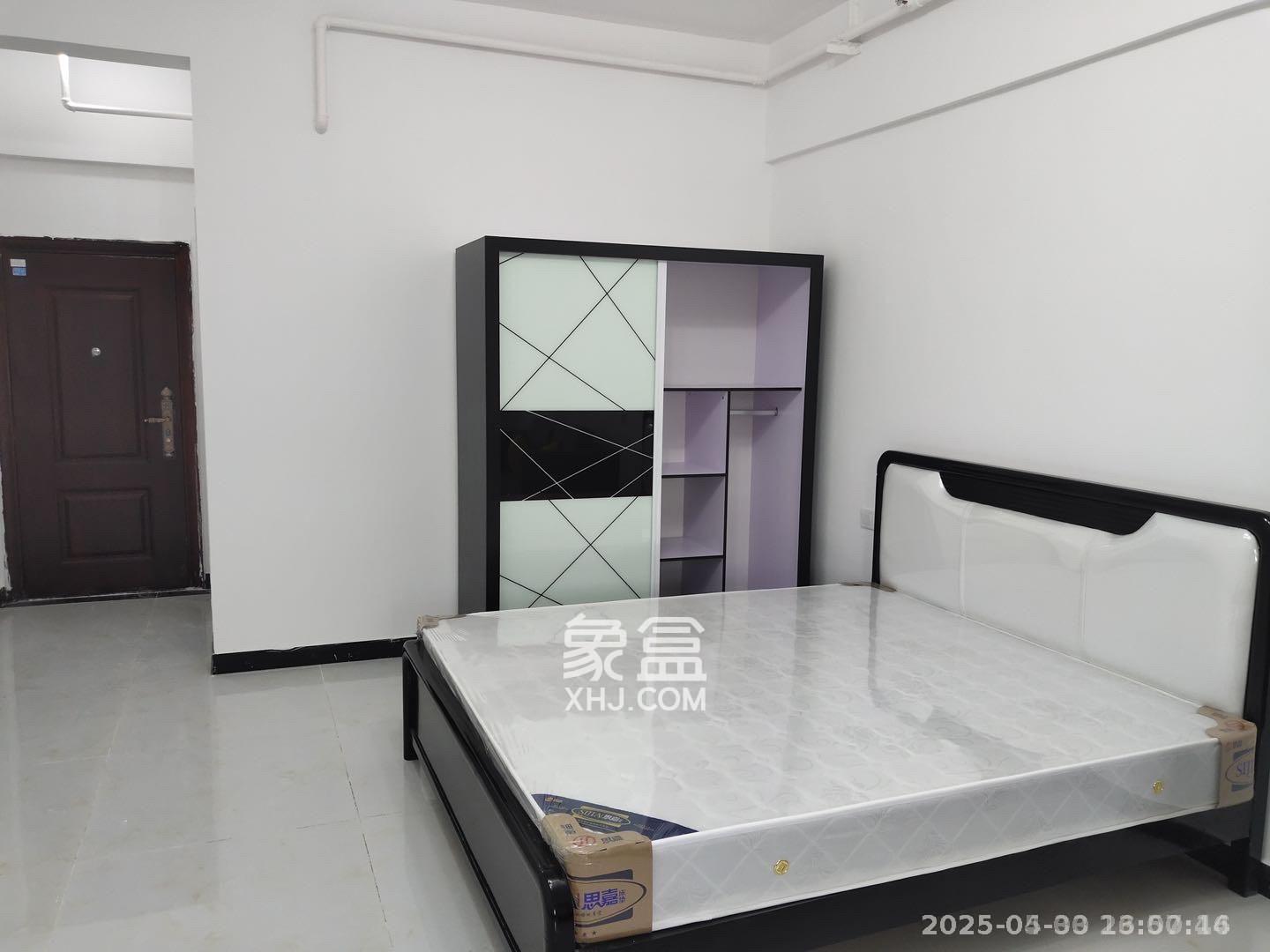江南华府  1室0厅1卫    1800.0元/月