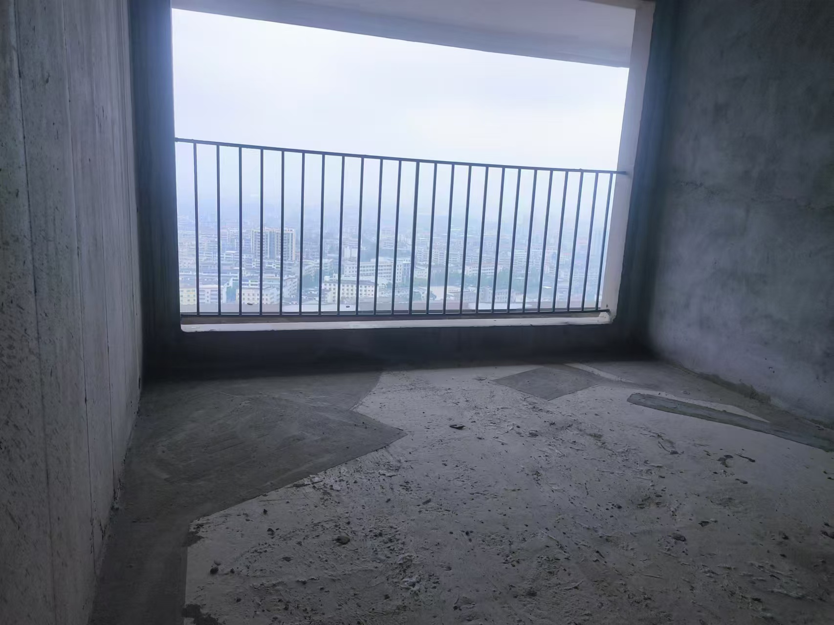 建发央著（悦发央著）  5室2厅2卫   222.00万室内图