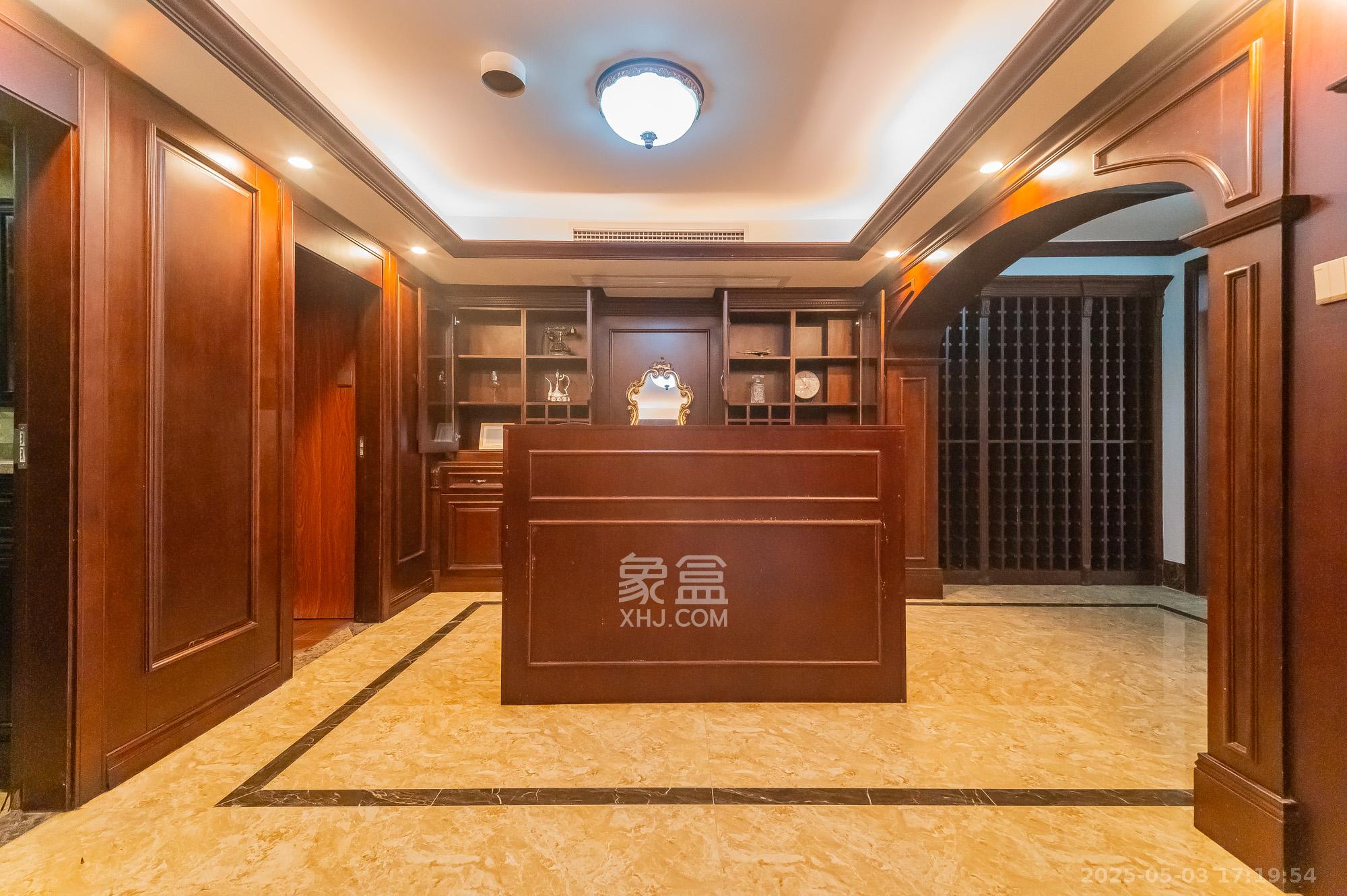 星湖湾一期洋房 4室2厅3卫 380.0万 星湖湾一期洋房 4室2厅3卫 380.0万其他