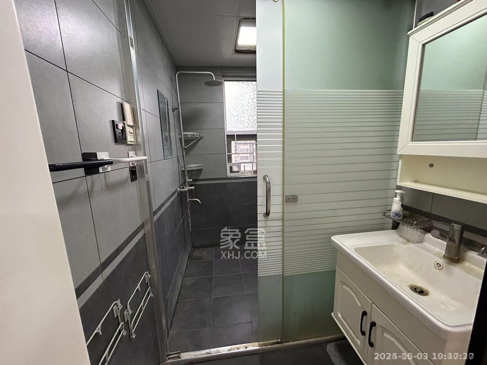 美的城四期 3室2厅2卫 2000.0元/月 美的城四期 3室2厅2卫 2000.0元/月室内图