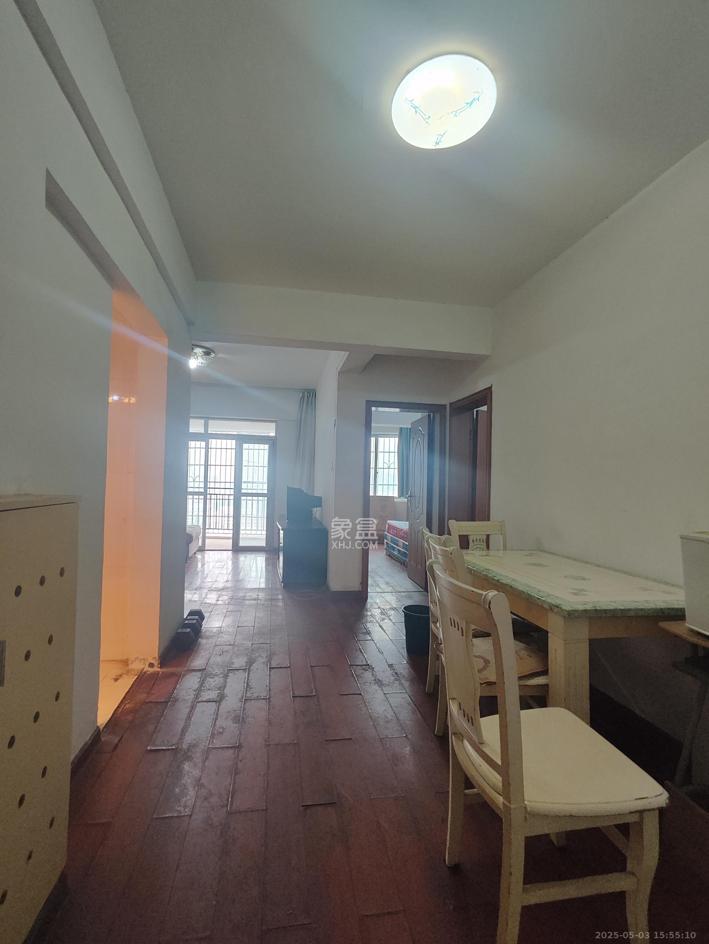 未来现代城  2室2厅1卫    1500.0元/月 未来现代城  2室2厅1卫    1500.0元/月