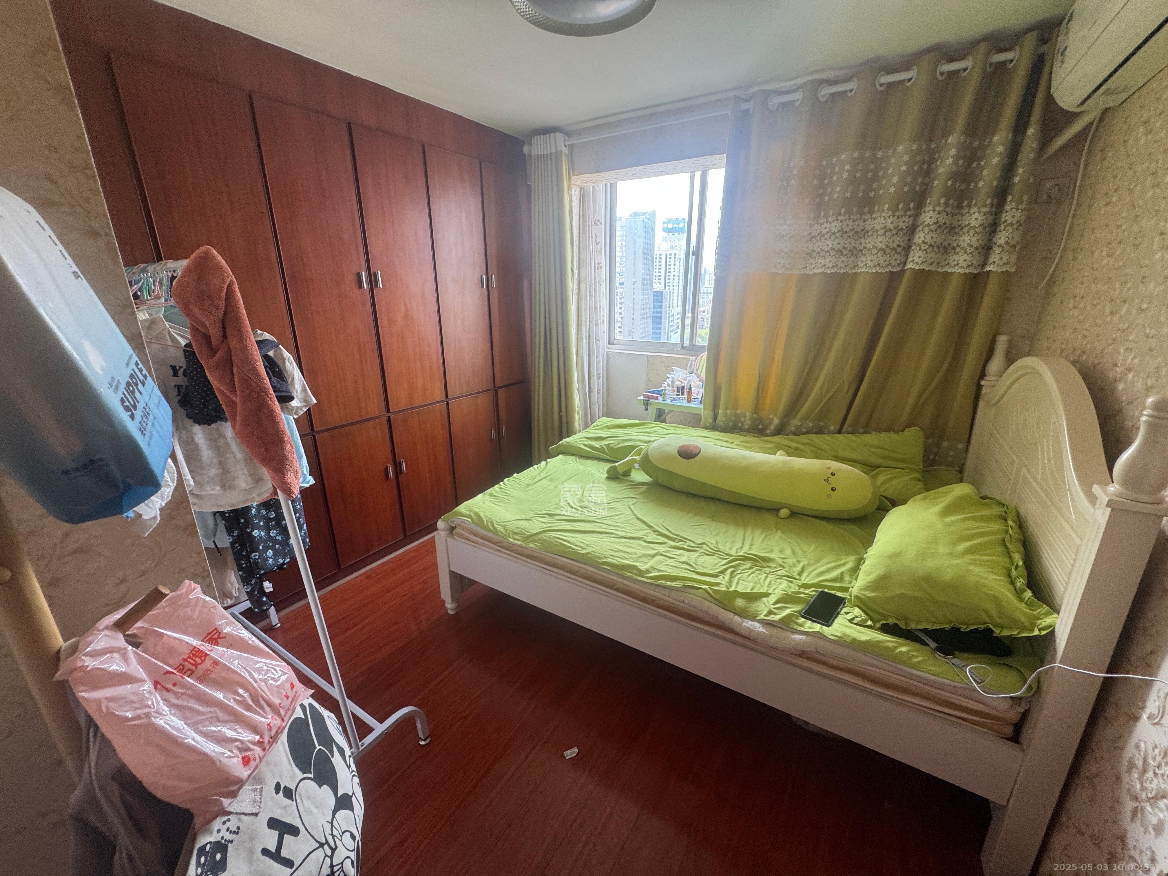 宏景名厦  3室2厅1卫   2300.00元/月室内图