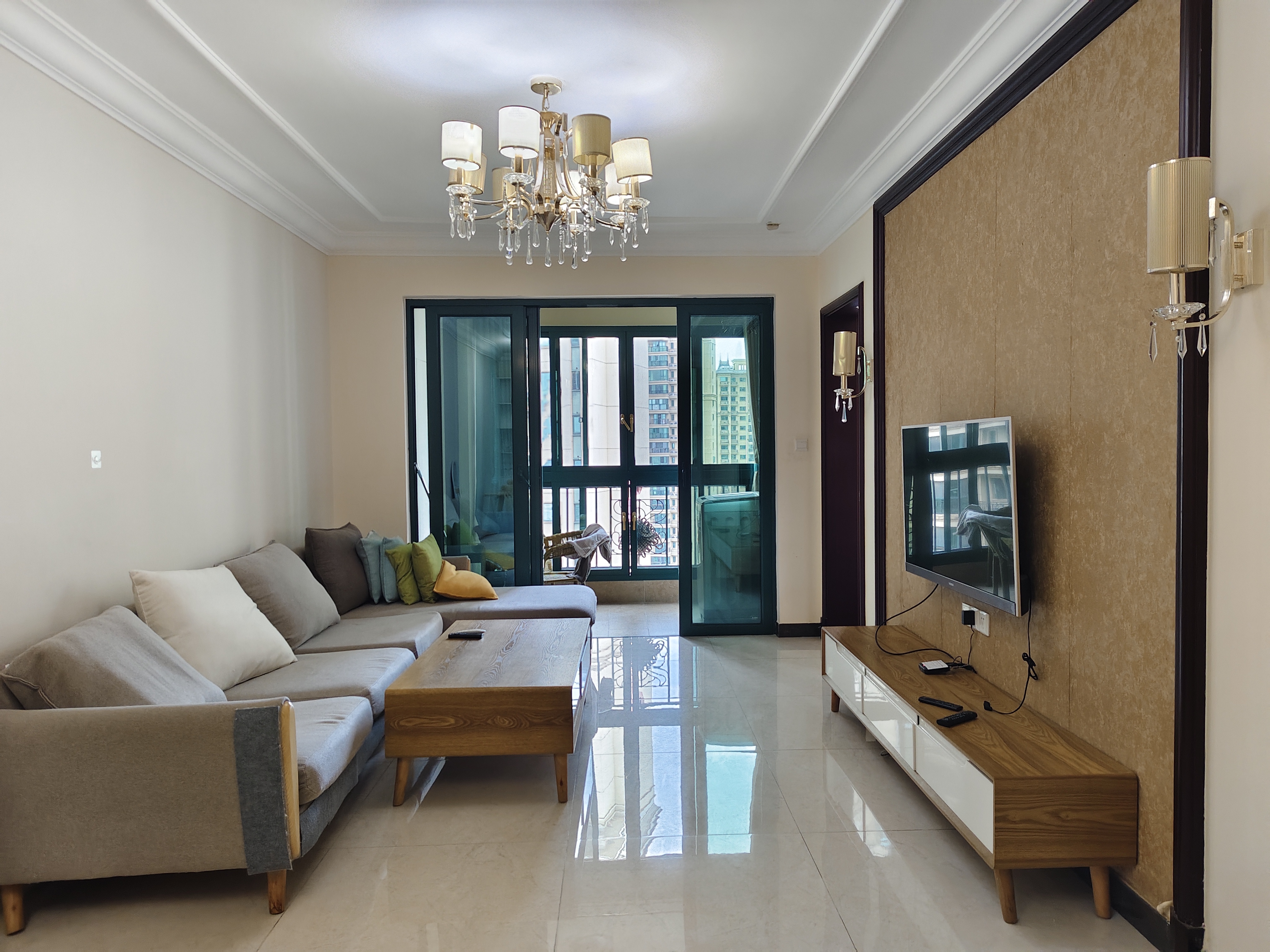 恒大绿洲 2室2厅1卫 1600.0元/月 恒大绿洲 2室2厅1卫 1600.0元/月室内图