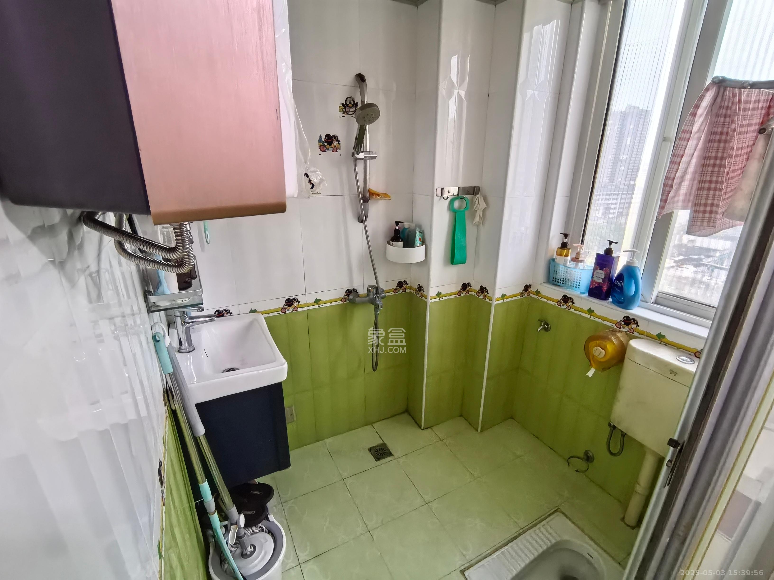 中山大厦(广阔大厦) 1室0厅0卫 3500.0元/月 中山大厦(广阔大厦) 1室0厅0卫 3500.0元/月室内图