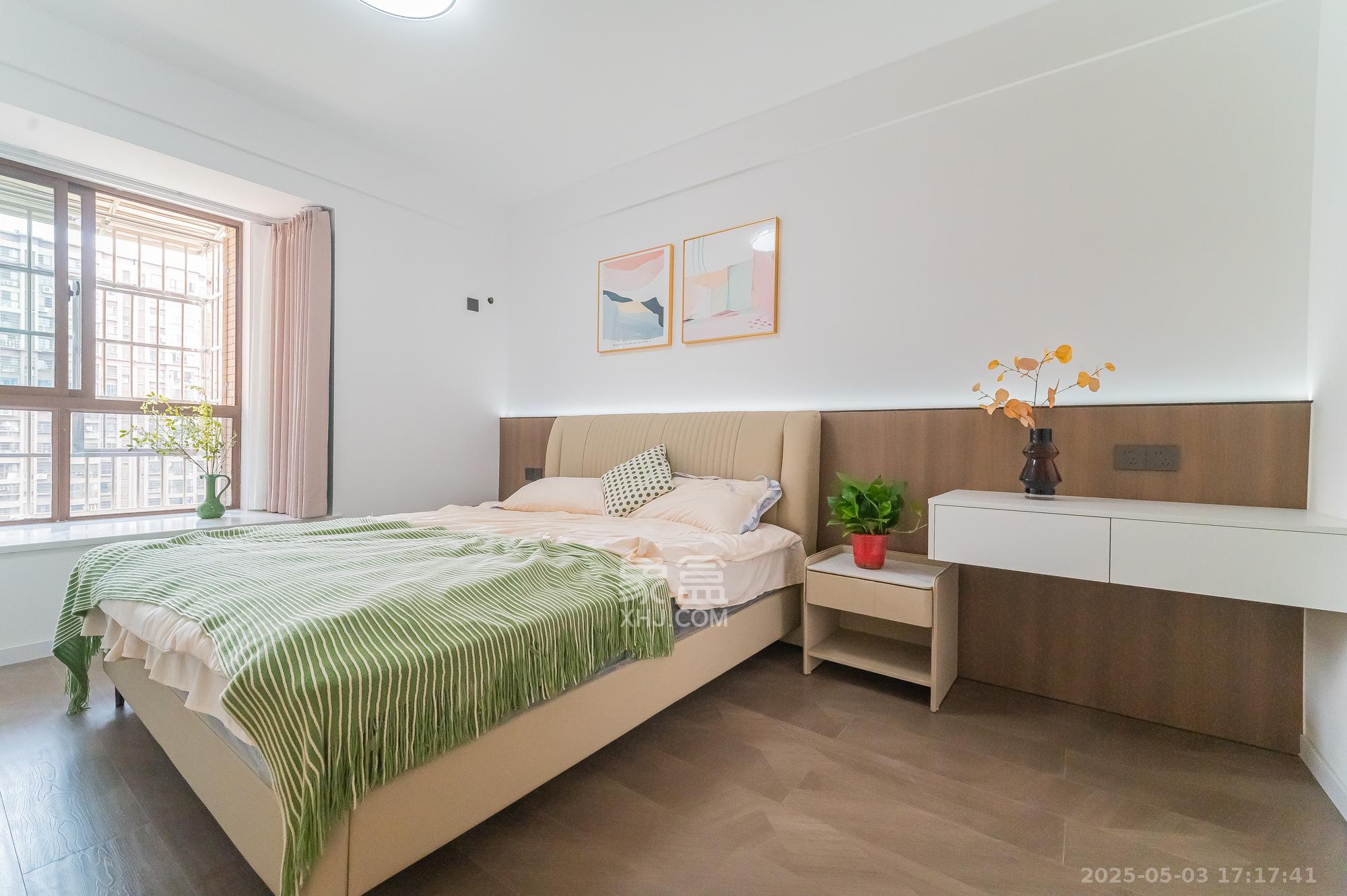 湖湾世景 5室2厅2卫 103.8万 湖湾世景 5室2厅2卫 103.8万卧室