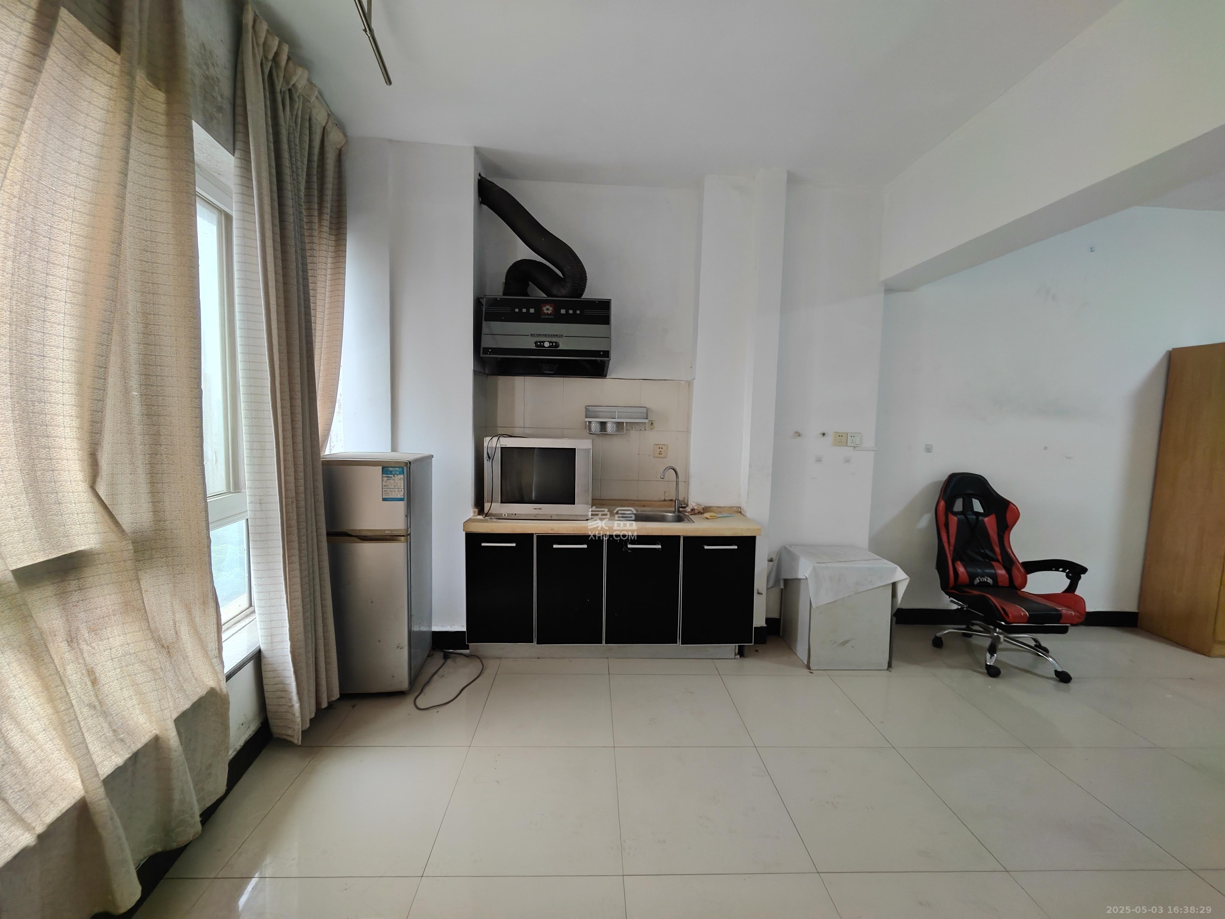 楚天家园 1室1厅1卫 1000.0元/月 楚天家园 1室1厅1卫 1000.0元/月室内图