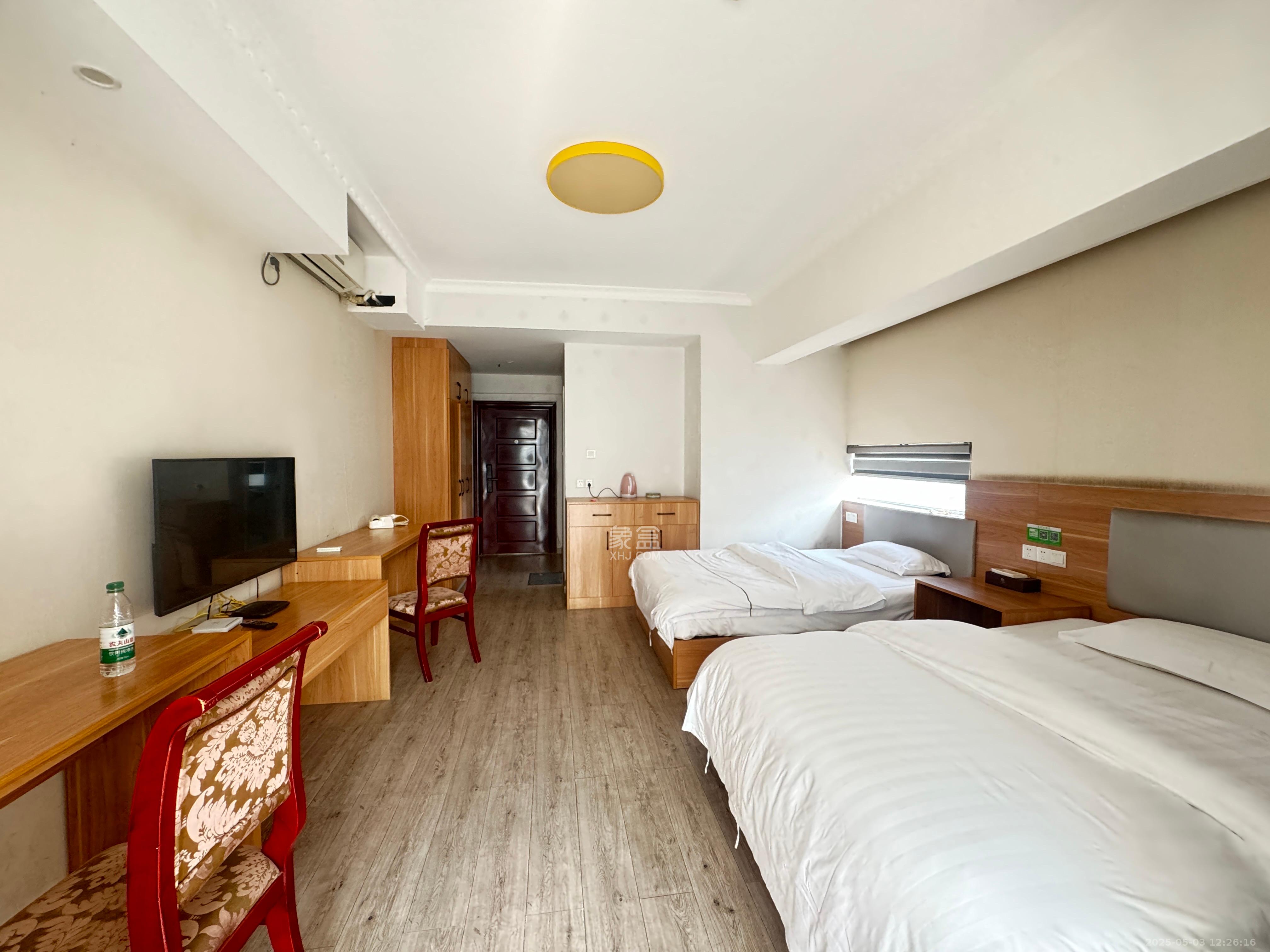 观湖公寓 1室1厅1卫 1400.0元/月 观湖公寓 1室1厅1卫 1400.0元/月室内图