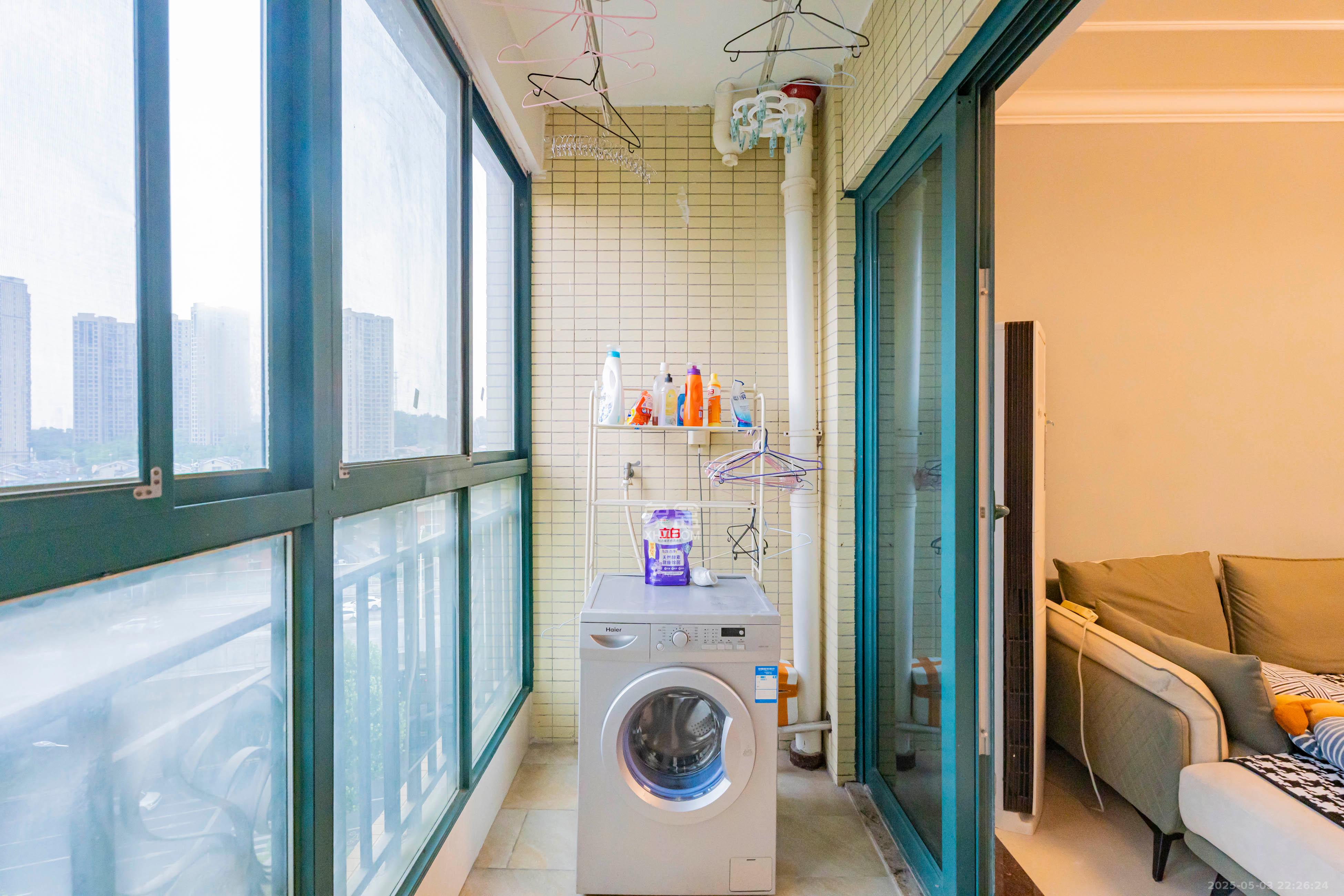 恒大雅苑 2室2厅1卫 66.8万 恒大雅苑 2室2厅1卫 66.8万阳台