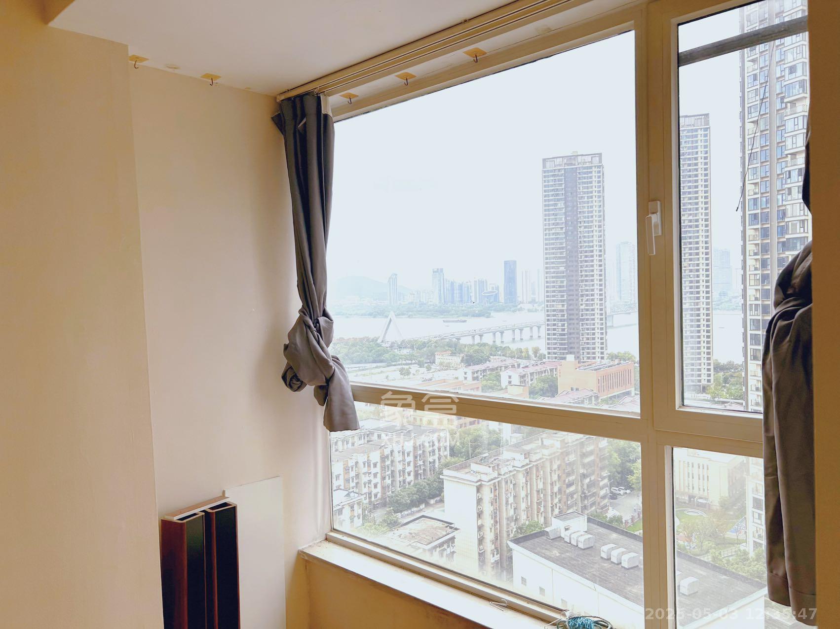 北辰三角洲E5区 1室1厅1卫 2600.0元/月 北辰三角洲E5区 1室1厅1卫 2600.0元/月室内图