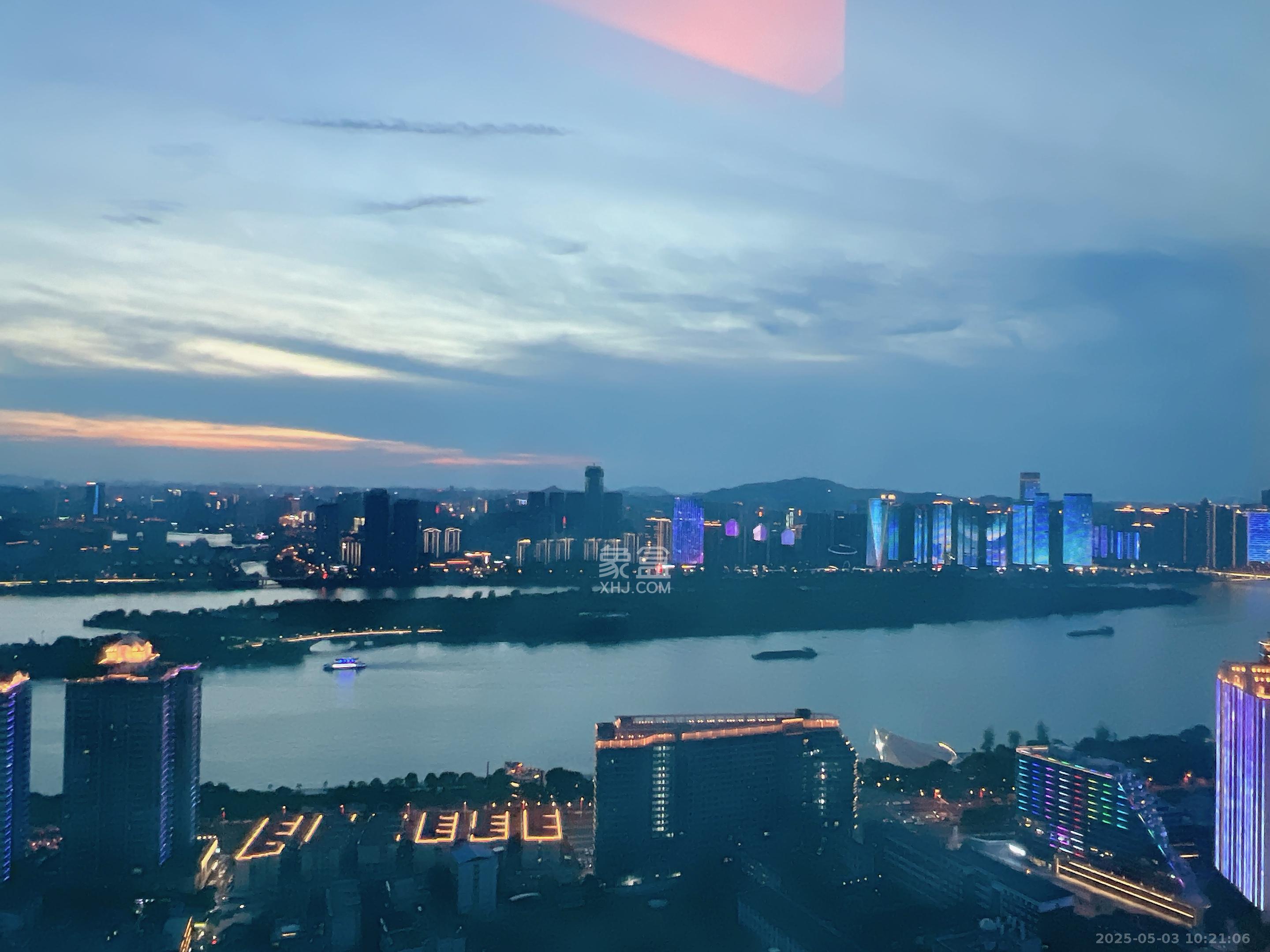 华润置地中心  2室1厅1卫   4000.00元/月室内图