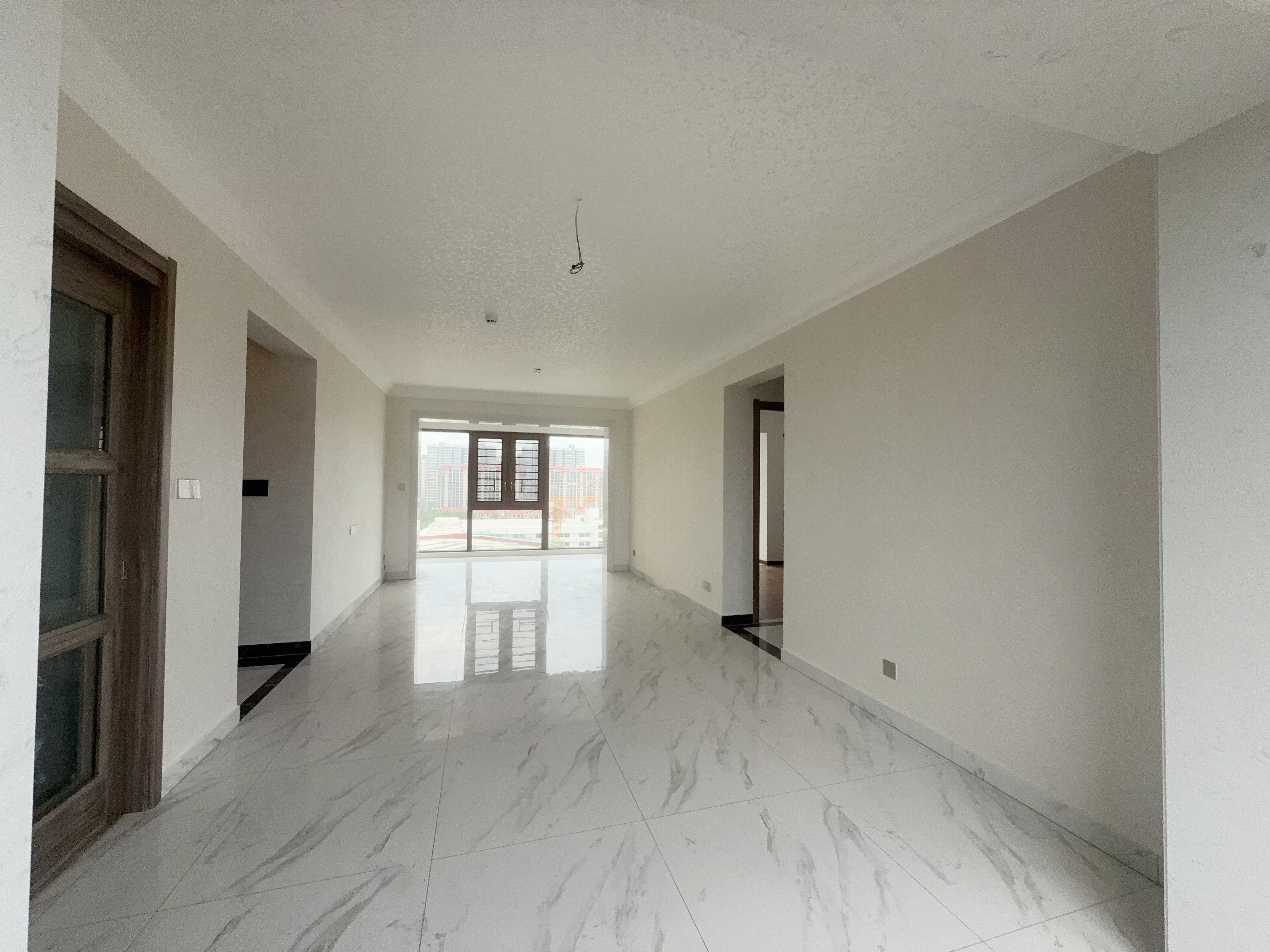 碧桂园公园上城 3室2厅2卫 3200.0元/月 碧桂园公园上城 3室2厅2卫 3200.0元/月室内图