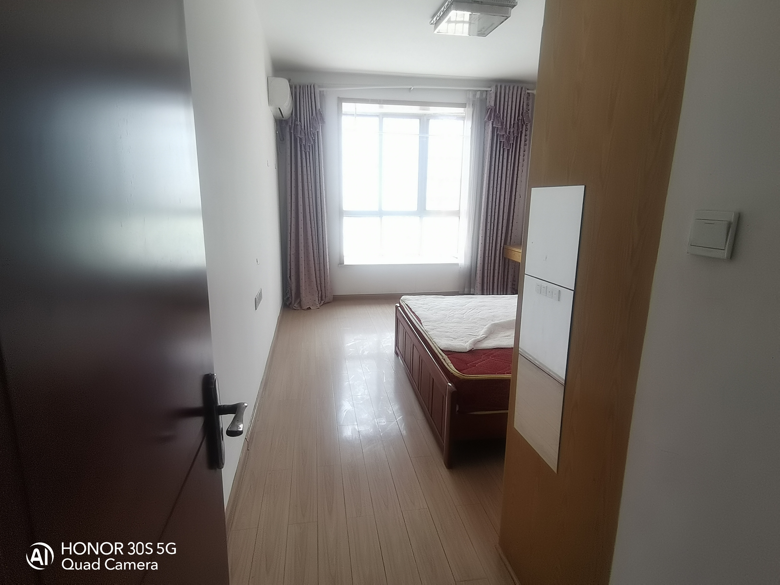 南珠苑  3室2厅1卫    1300.0元/月 南珠苑  3室2厅1卫    1300.0元/月室内图