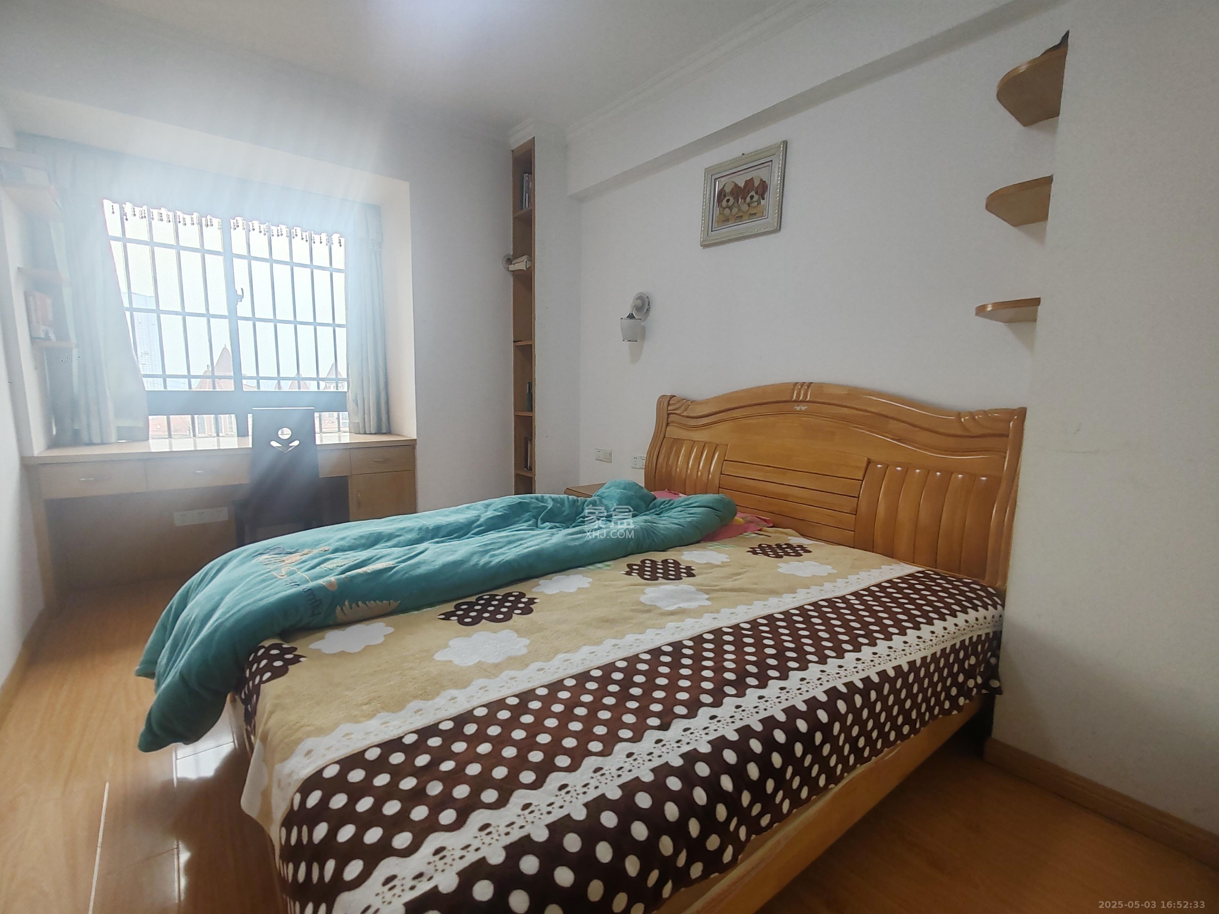 康桥长郡 3室2厅2卫 2500.0元/月 康桥长郡 3室2厅2卫 2500.0元/月室内图