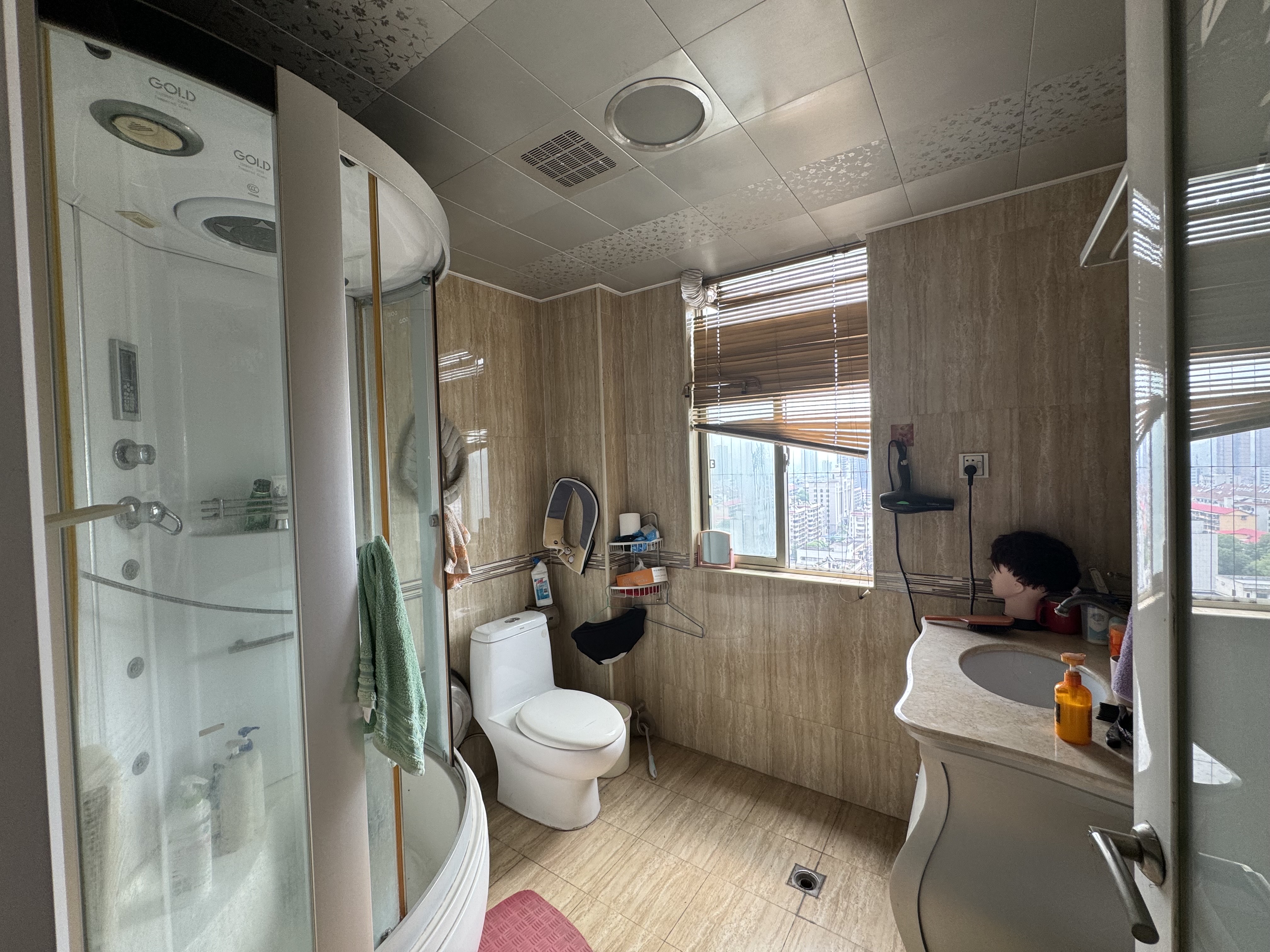 金园小区 3室2厅2卫 85.8万 金园小区 3室2厅2卫 85.8万客厅