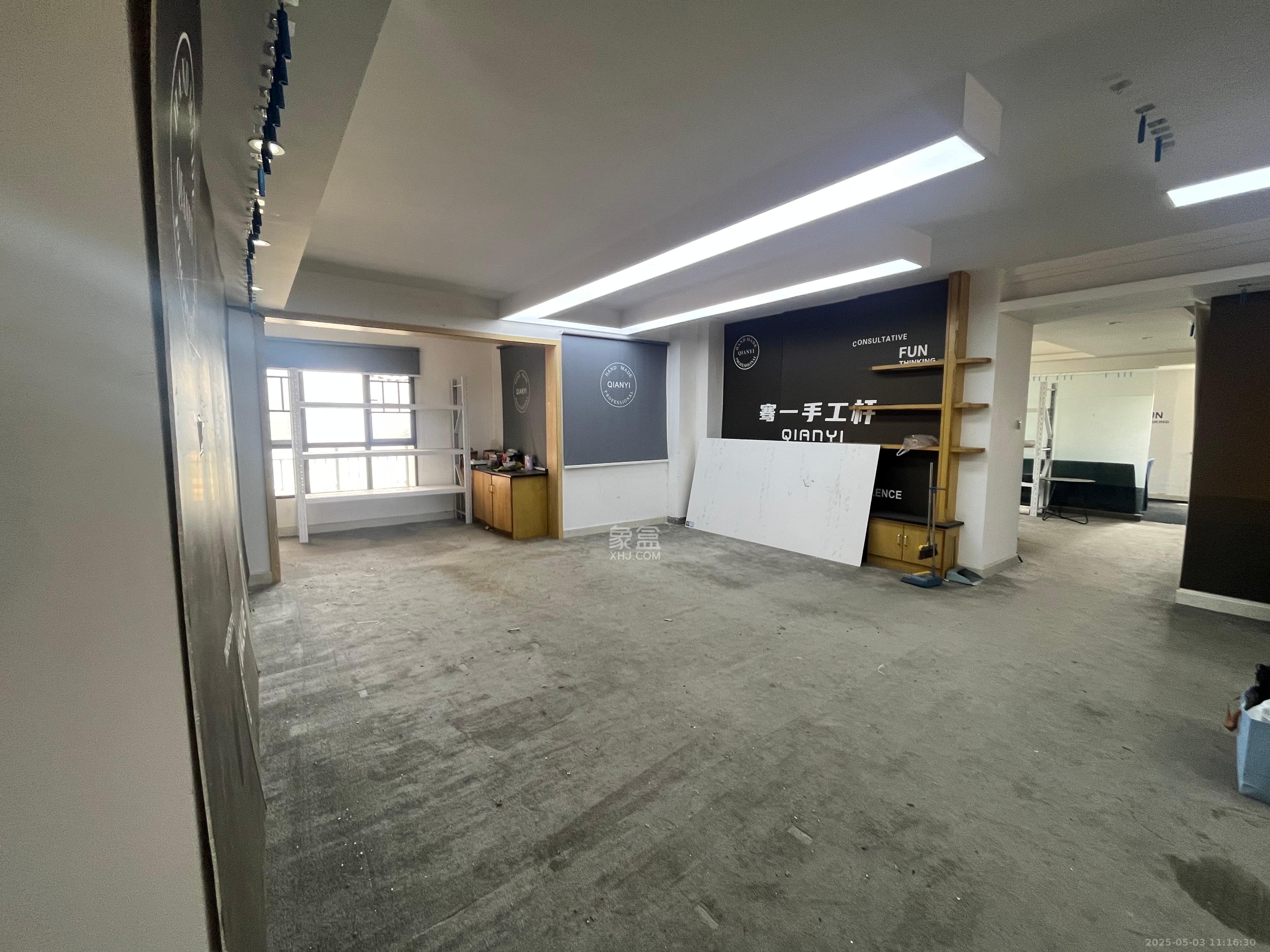 融科檀香山(融科紫檀、香山国际)  5室2厅4卫    6000.0元/月 融科檀香山(融科紫檀、香山国际)  5室2厅4卫    6000.0元/月室内图