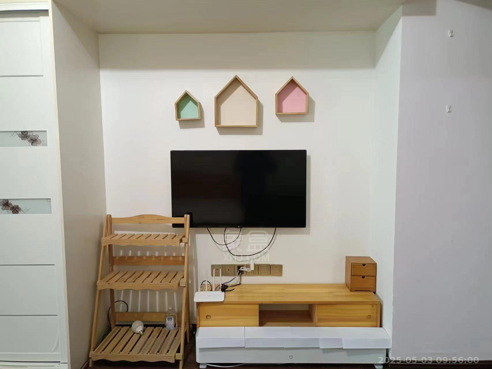 龙腾国际 1室1厅1卫 1200.0元/月 龙腾国际 1室1厅1卫 1200.0元/月室内图