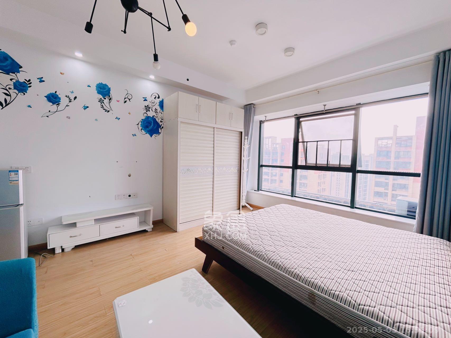 新世界广场 1室1厅1卫 1500.0元/月 新世界广场 1室1厅1卫 1500.0元/月室内图